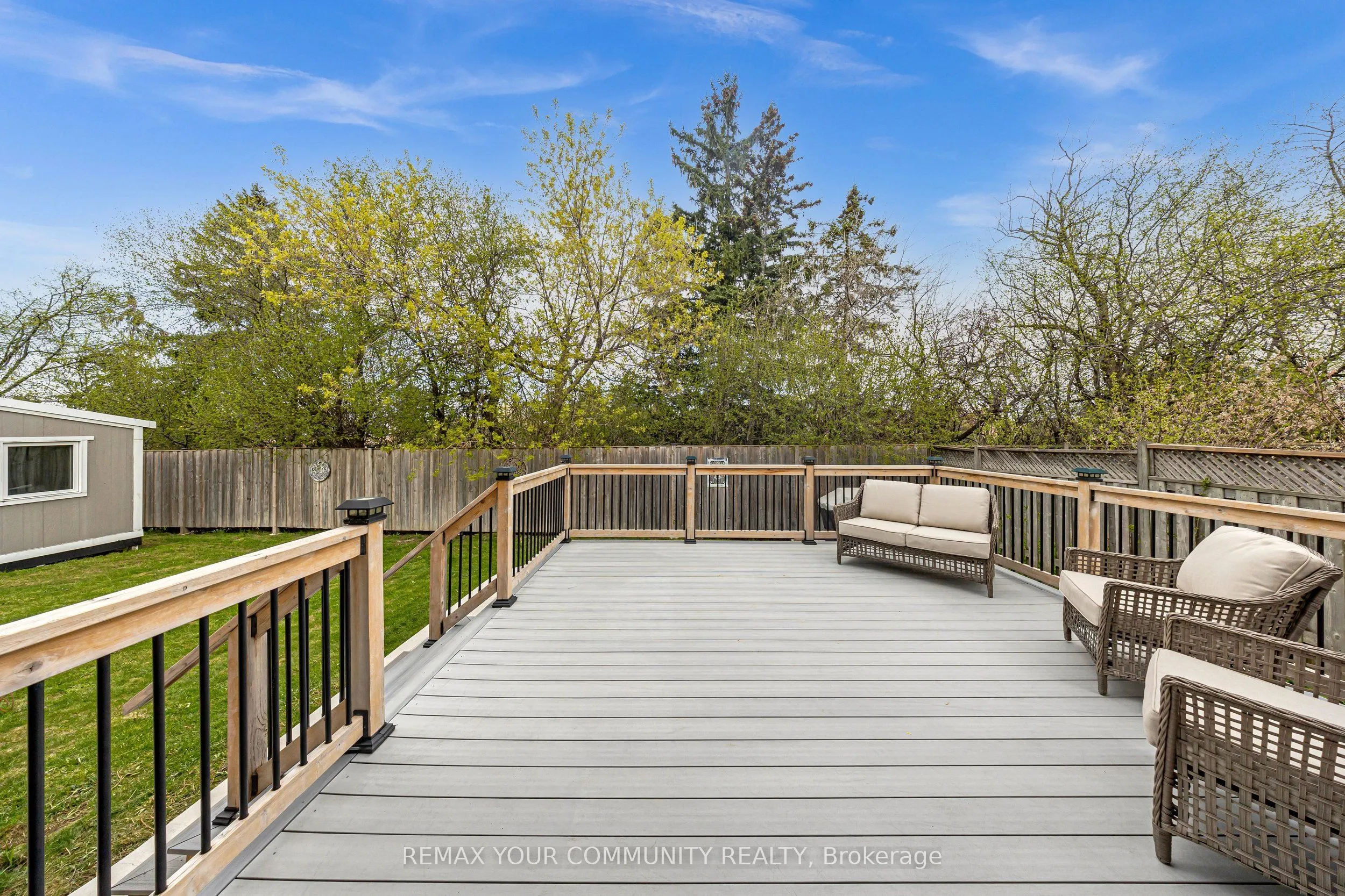 22 Madelaine Crescent