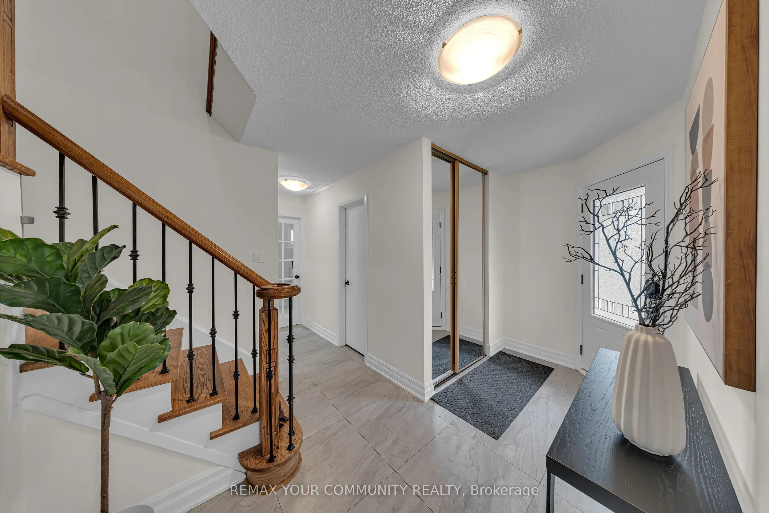 22 Madelaine Crescent
