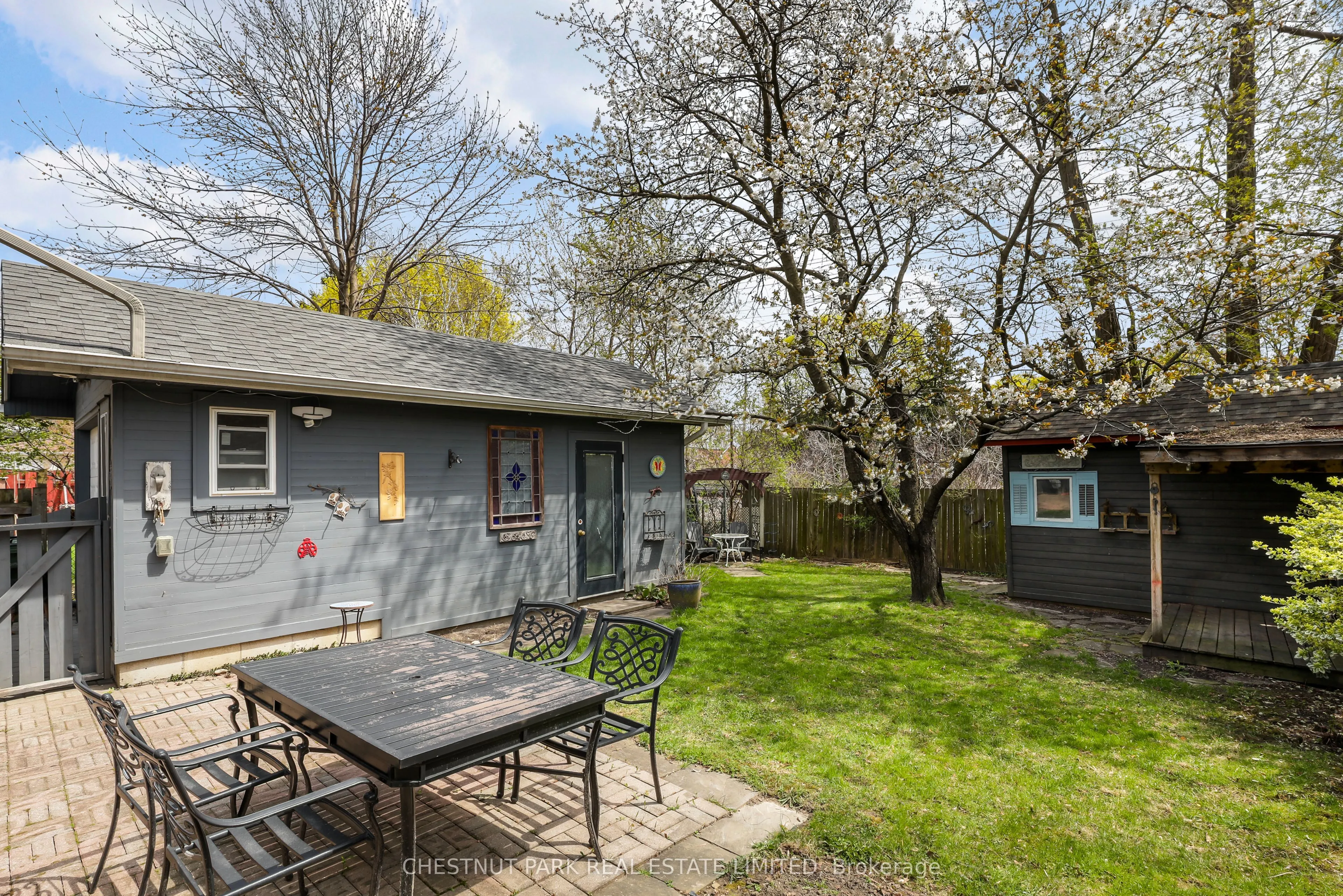 27 Cedarcrest Drive