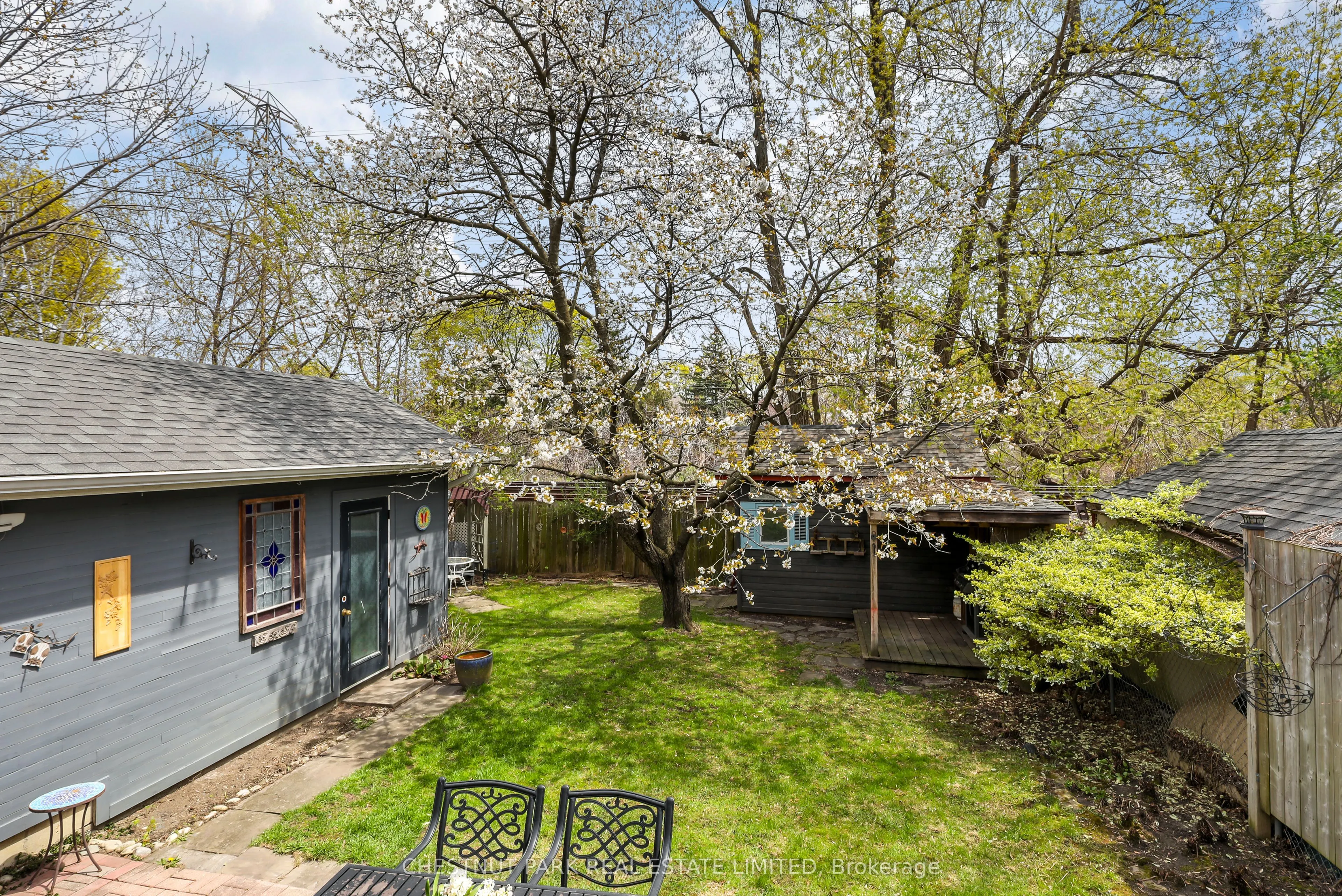 27 Cedarcrest Drive