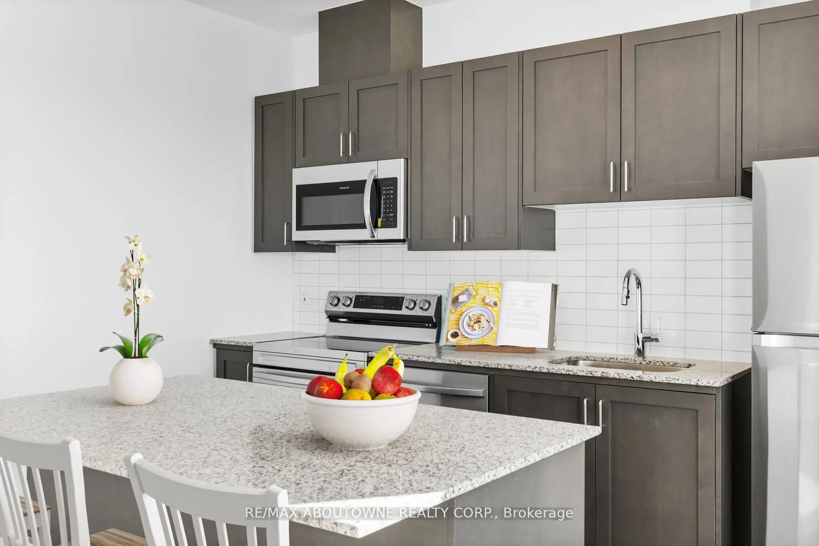 3285 Carding Mill Trail #403