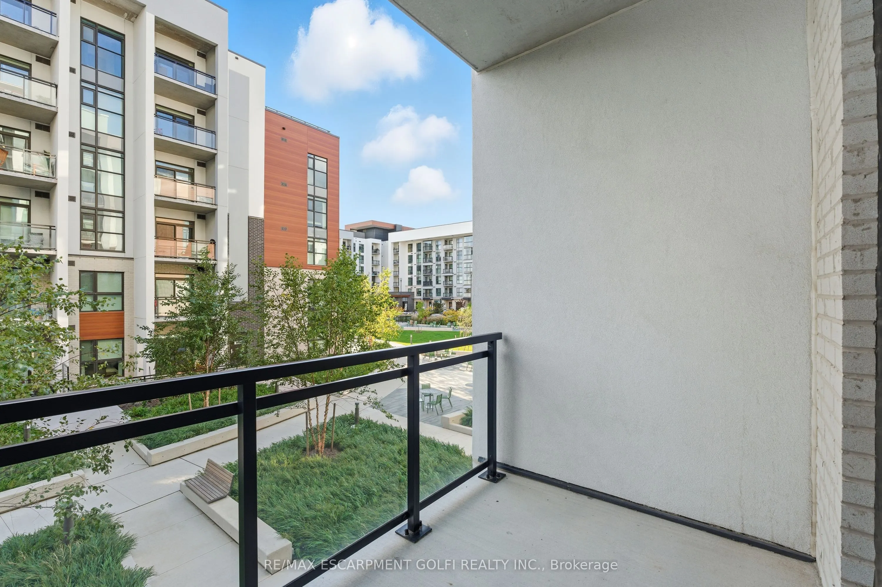 470 Gordon Krantz Avenue #204