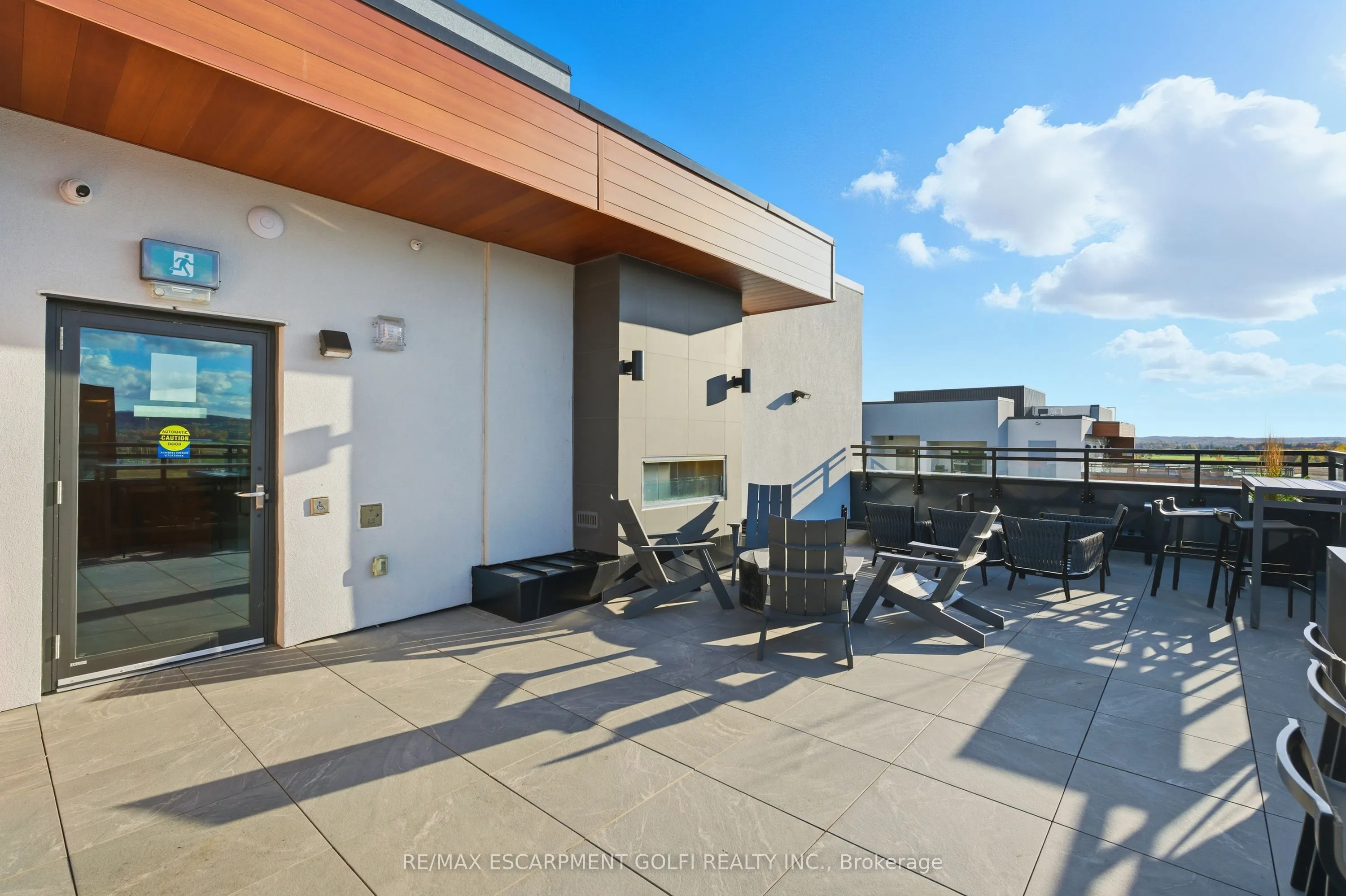 470 Gordon Krantz Avenue #204