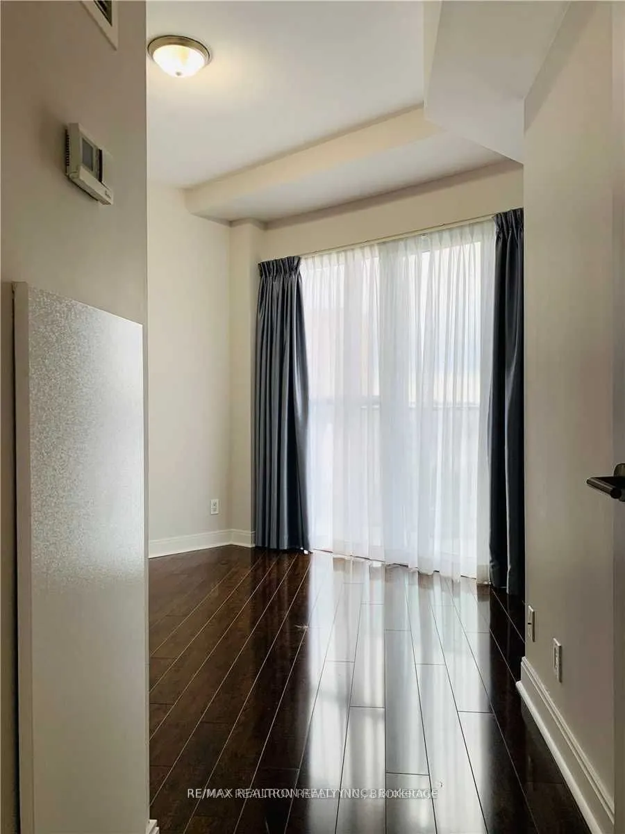 60 Absolute Avenue #706