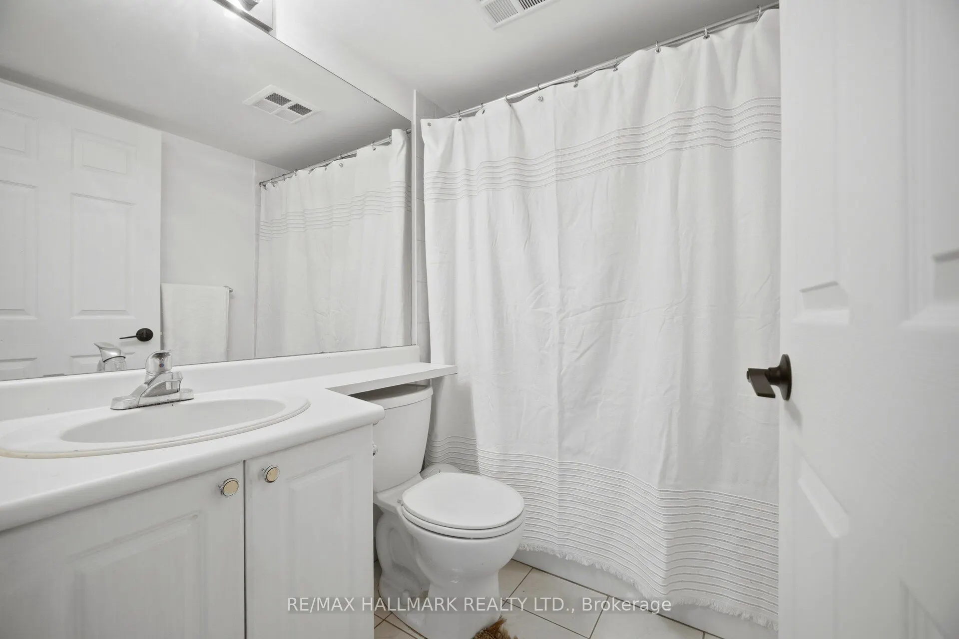 190 Manitoba Street #209