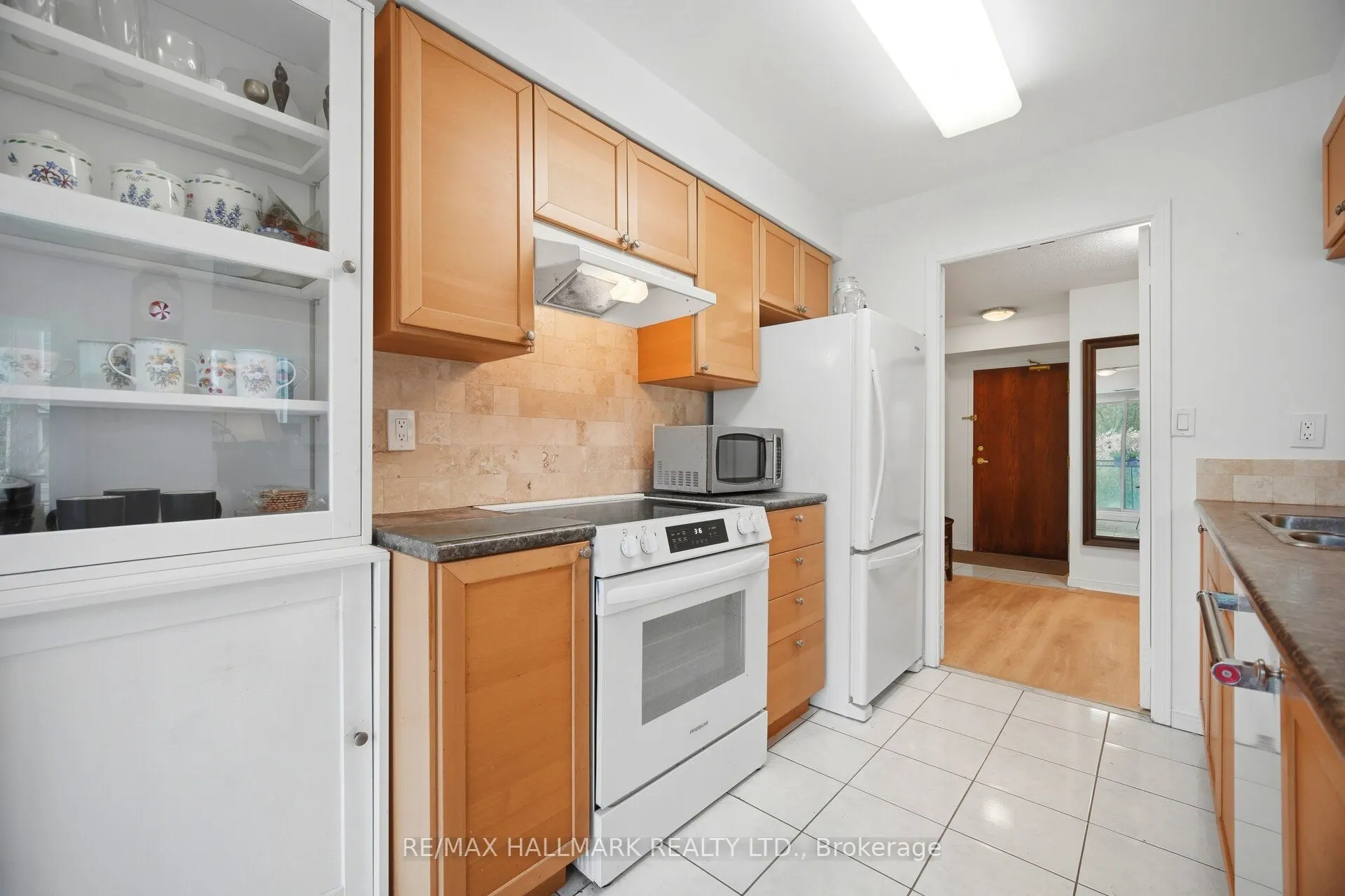 190 Manitoba Street #209