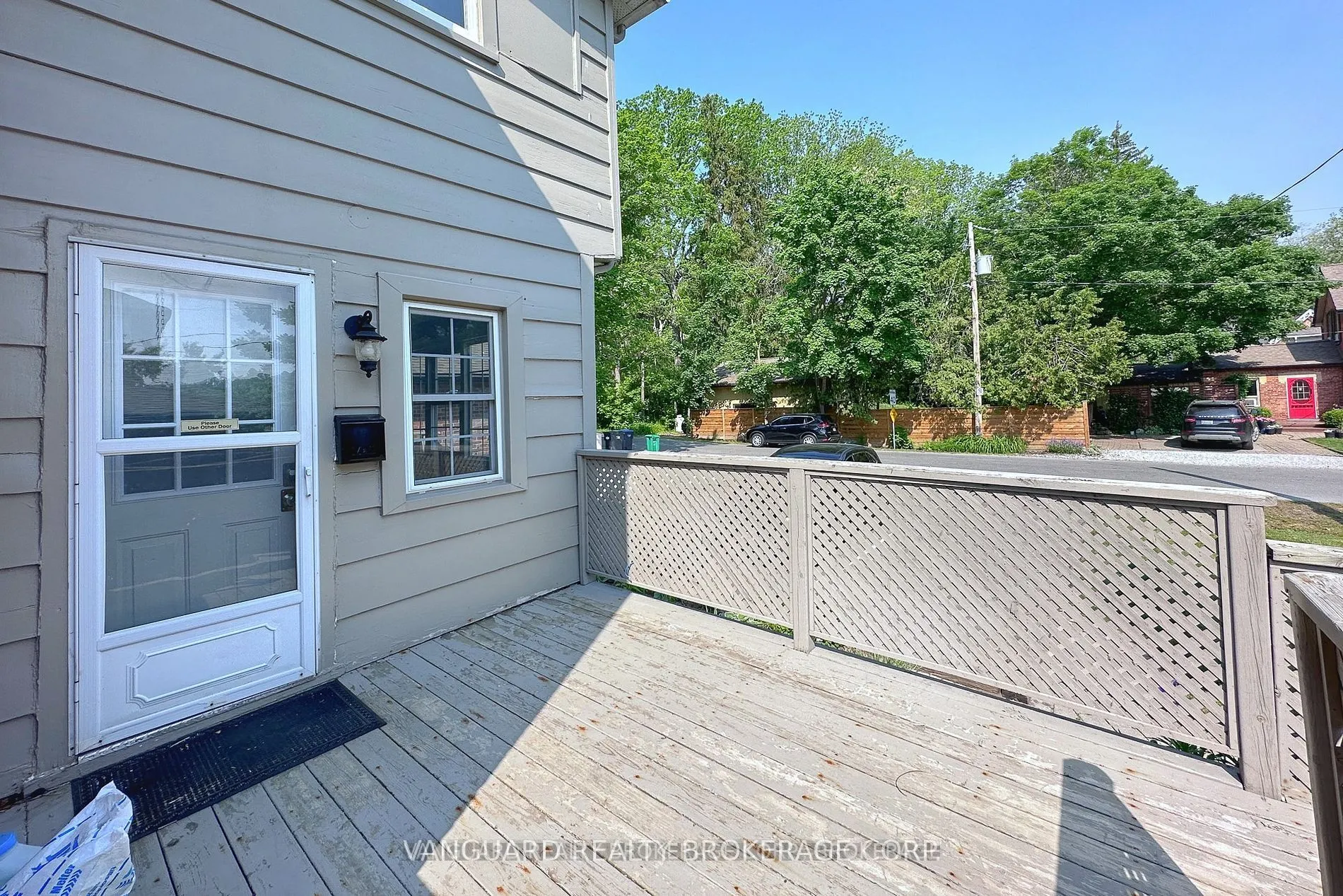 69 King Street W #Mainfloor