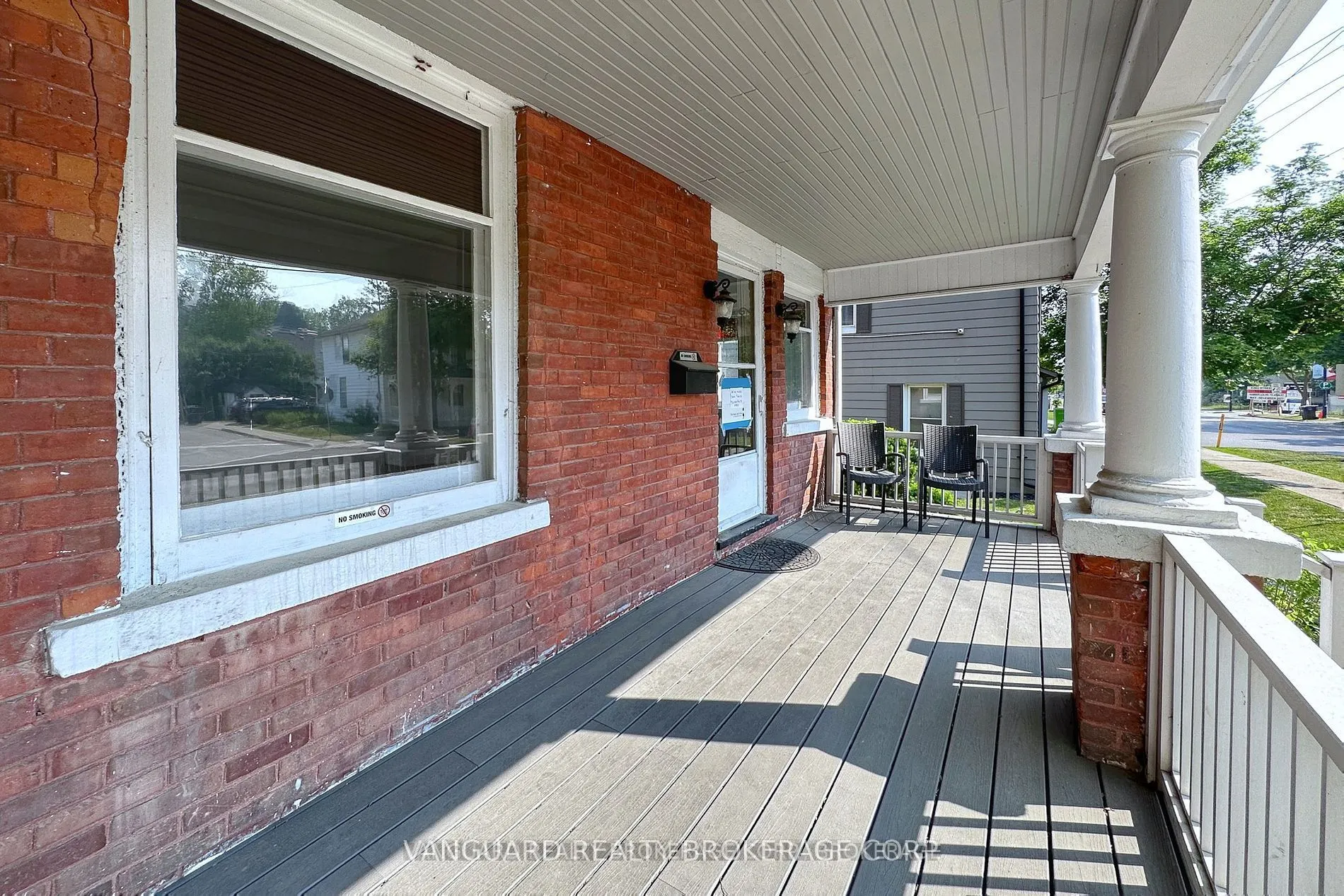 69 King Street W #Mainfloor