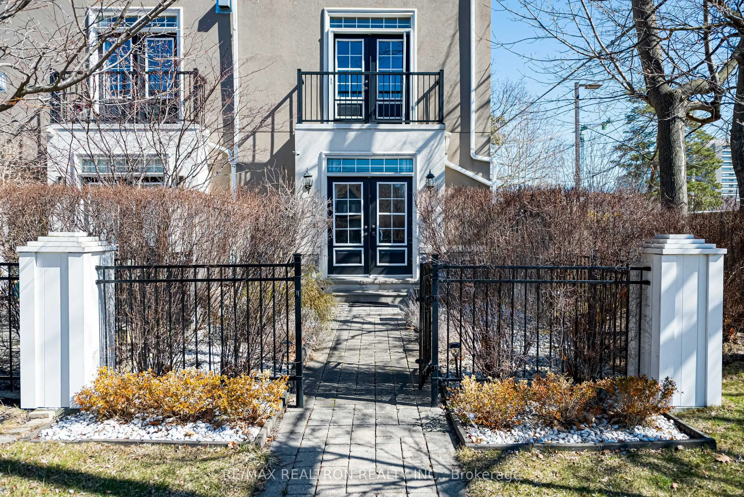 117 Nelson Street #1