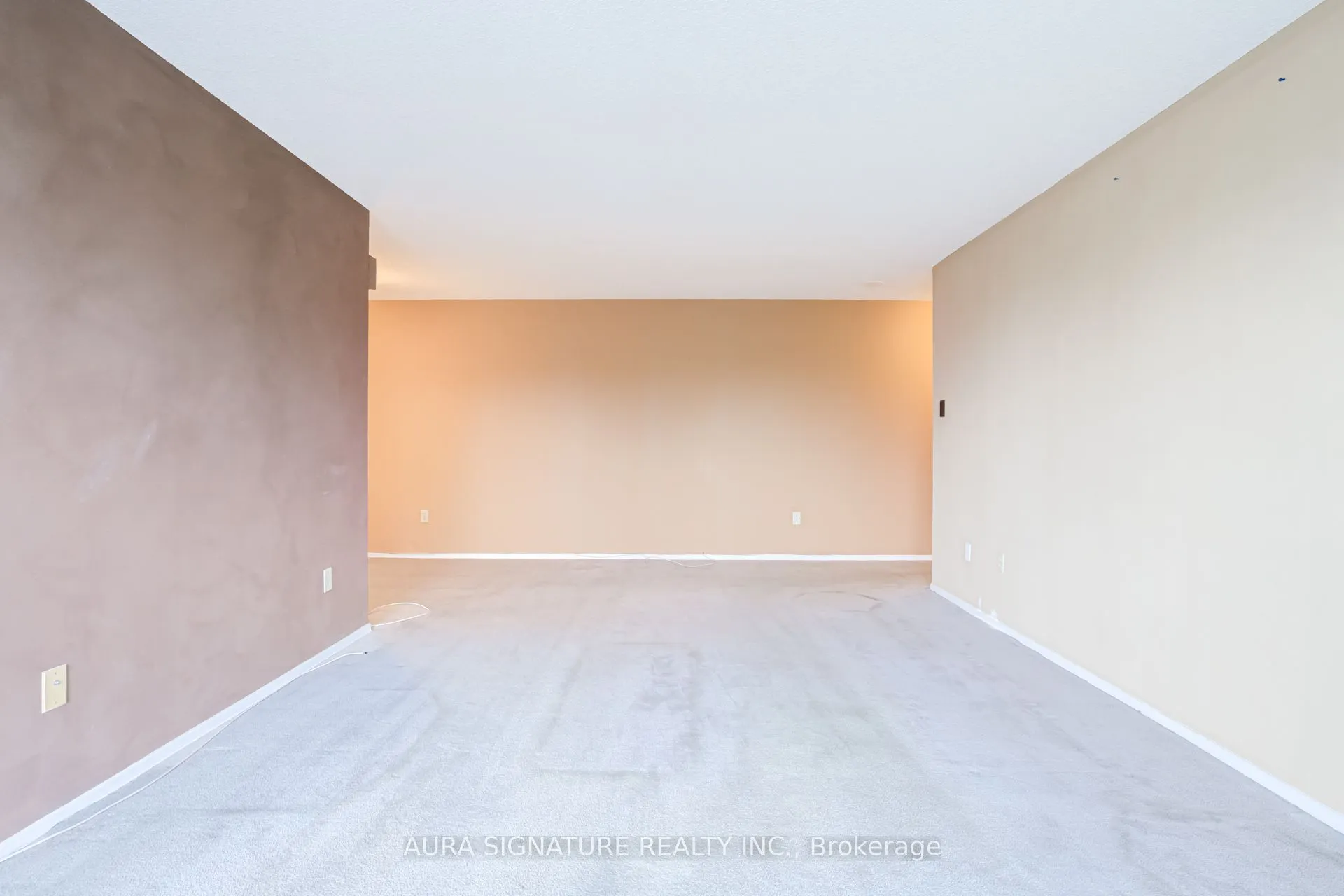 3077 Weston Road #401