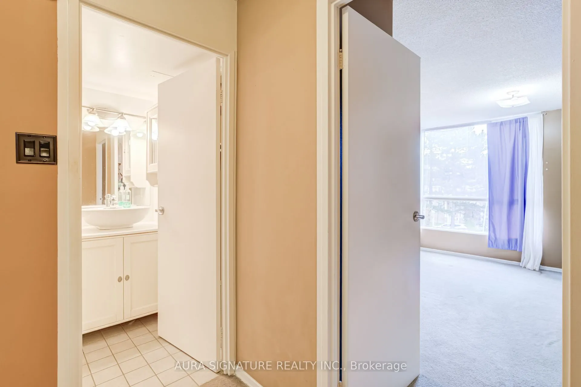 3077 Weston Road #401