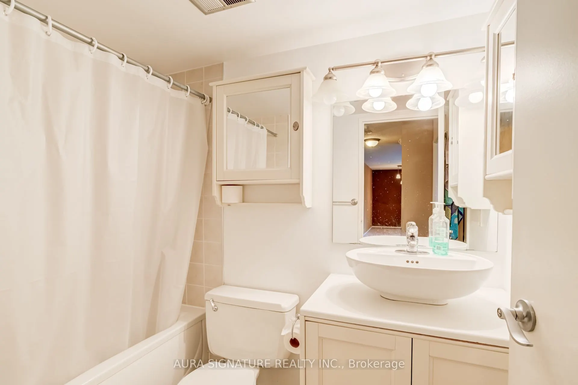 3077 Weston Road #401