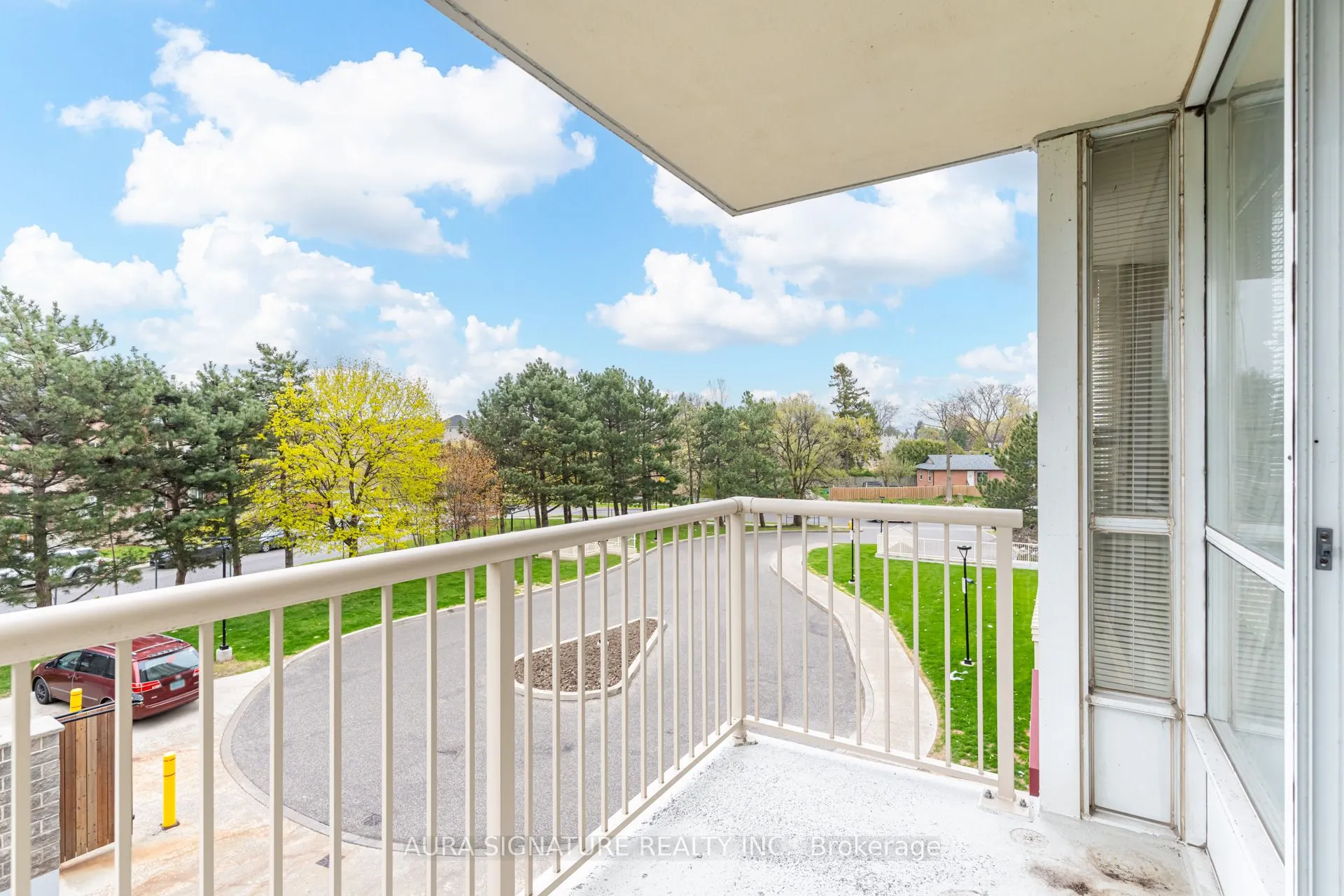 3077 Weston Road #401