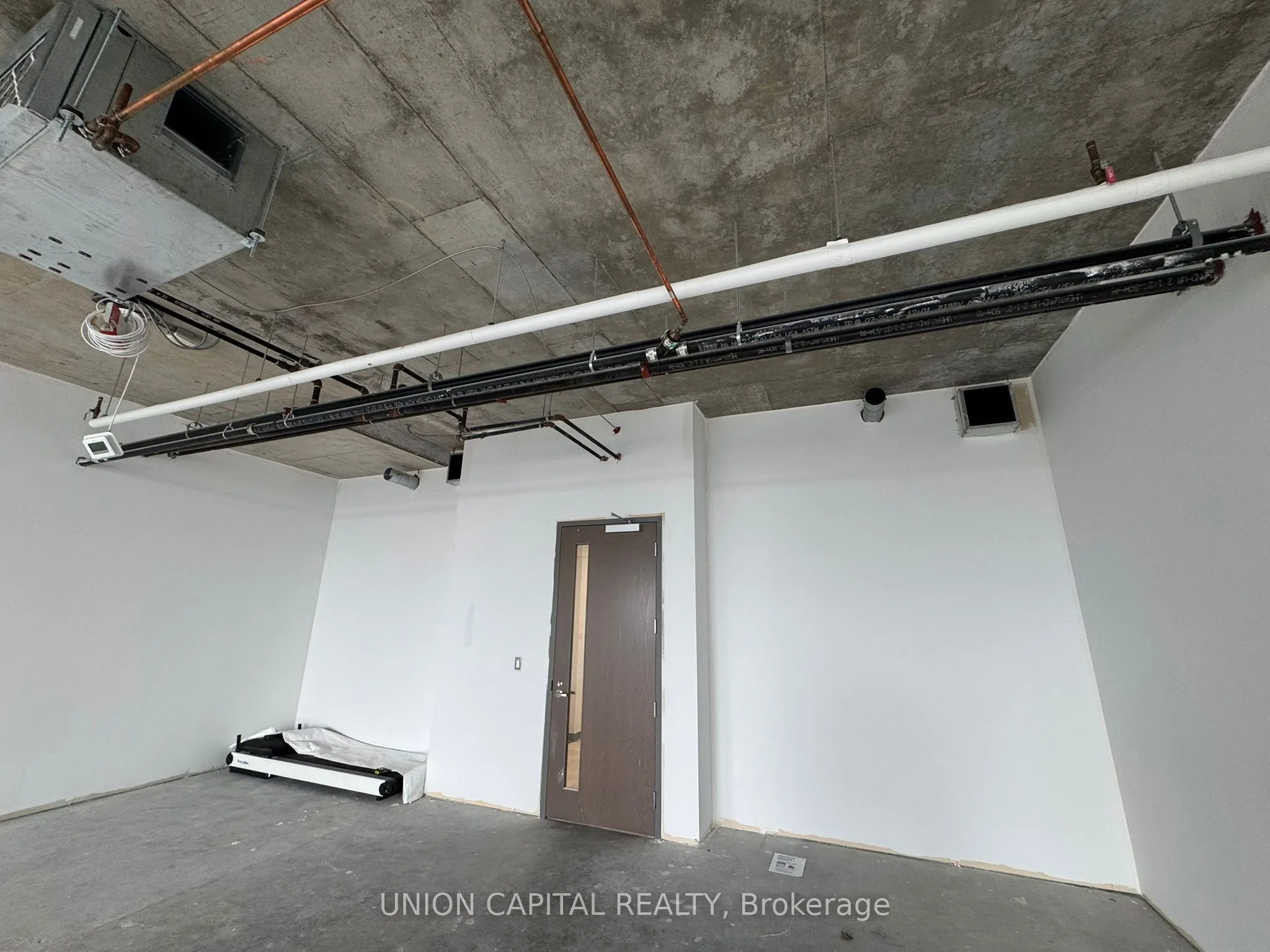 1275 Finch Avenue W #504