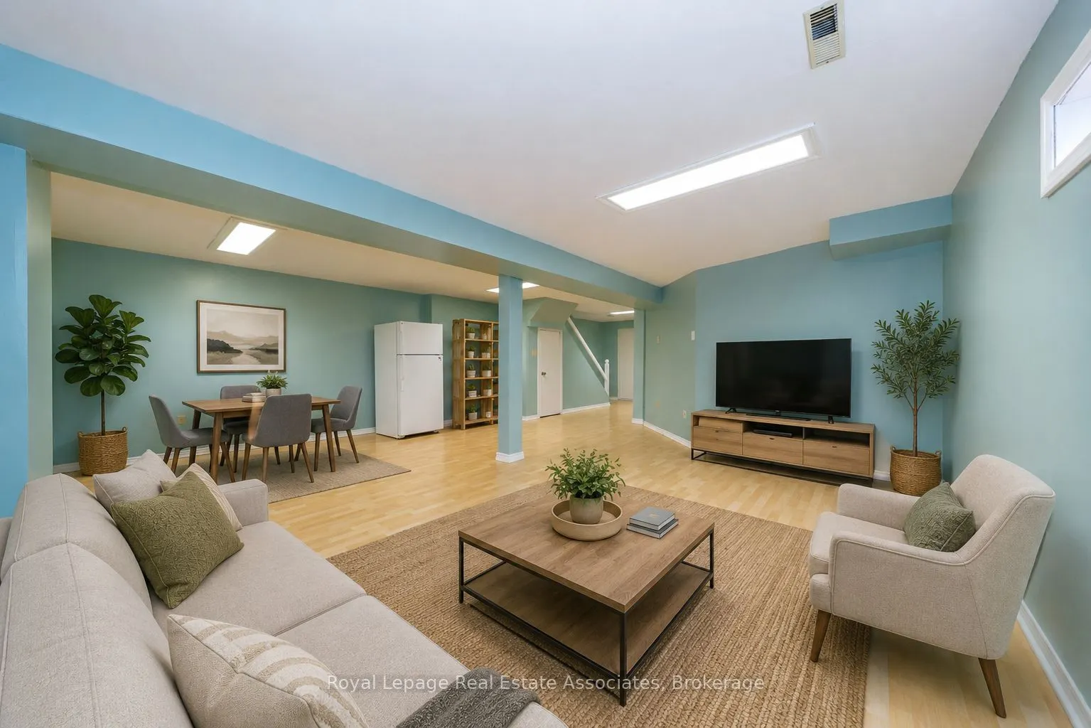 6763 Dolmage Court