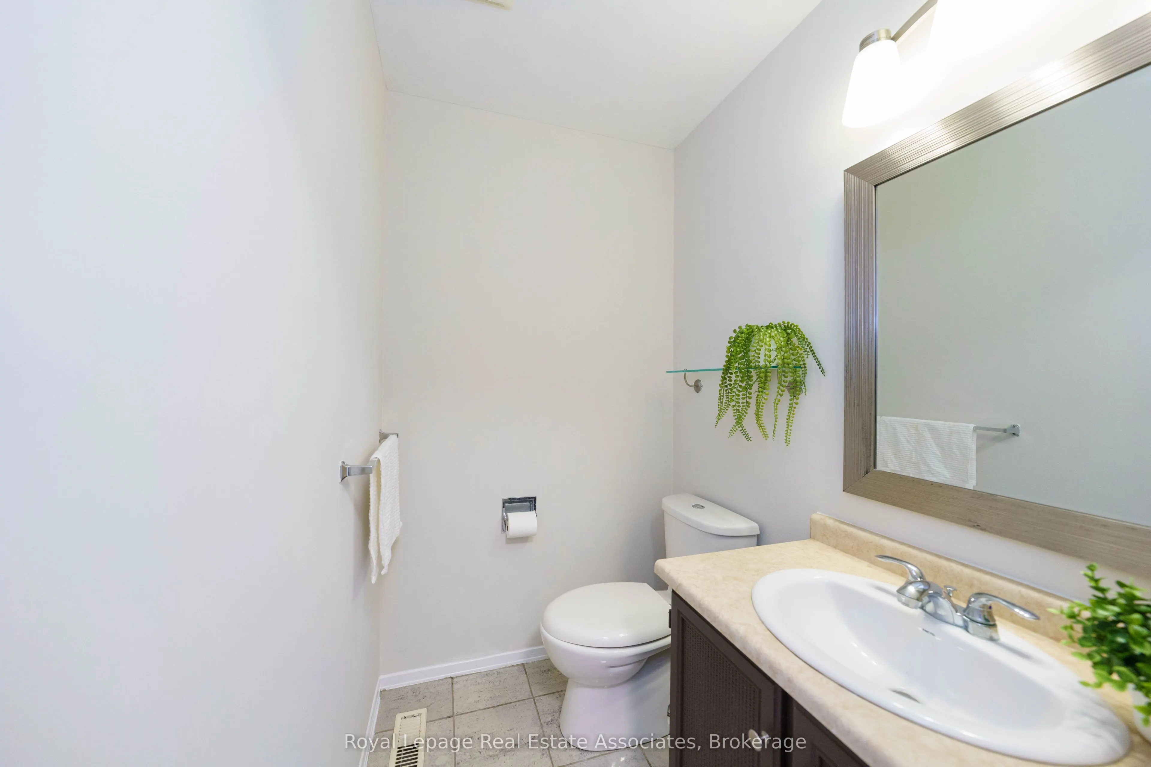 6763 Dolmage Court