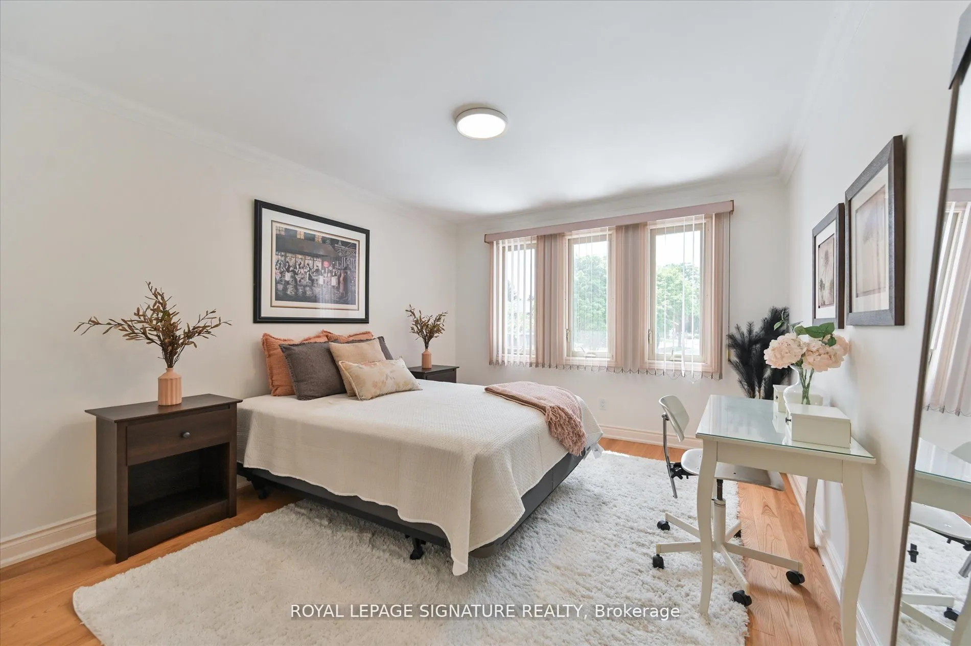 3417 Sanderling Crescent