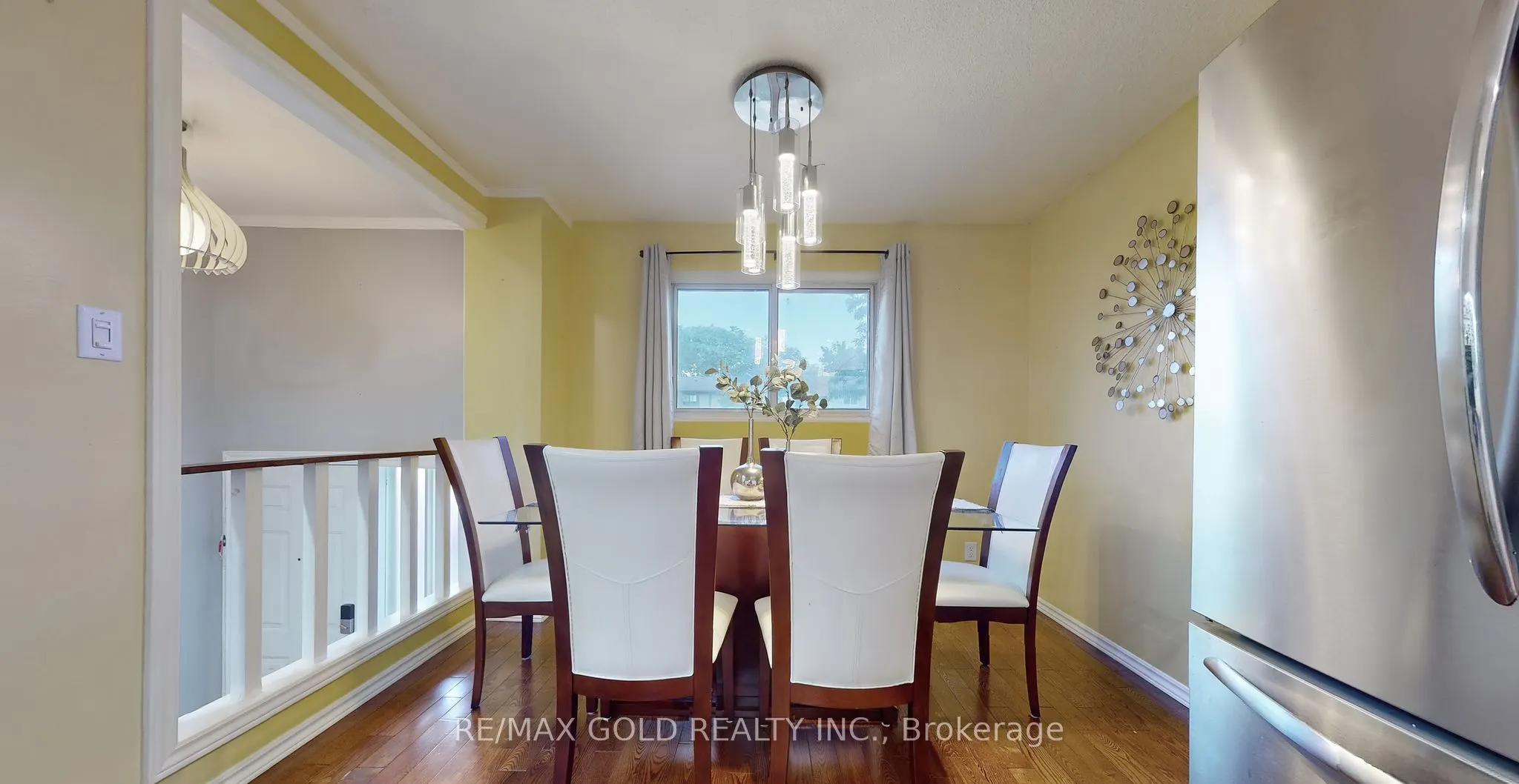 18 Carleton Place #18