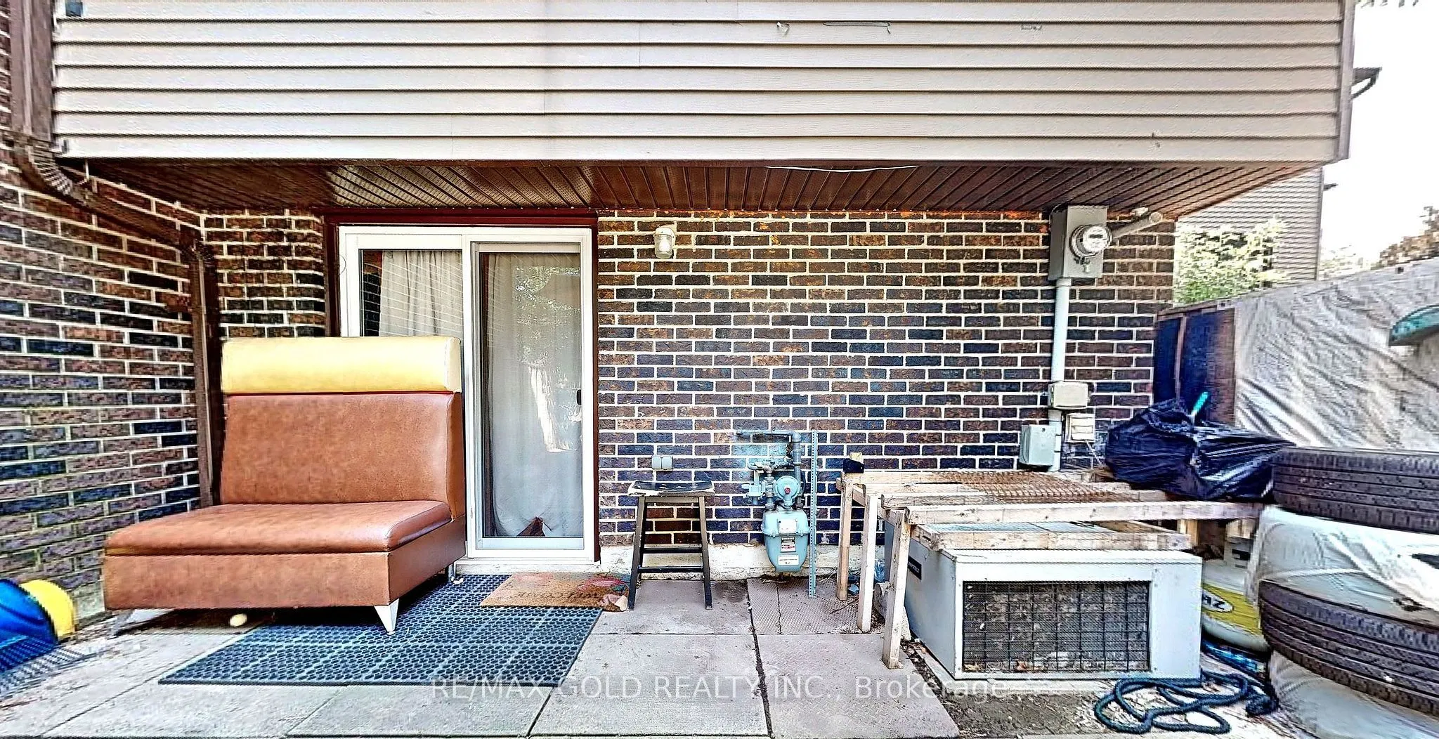 18 Carleton Place #18