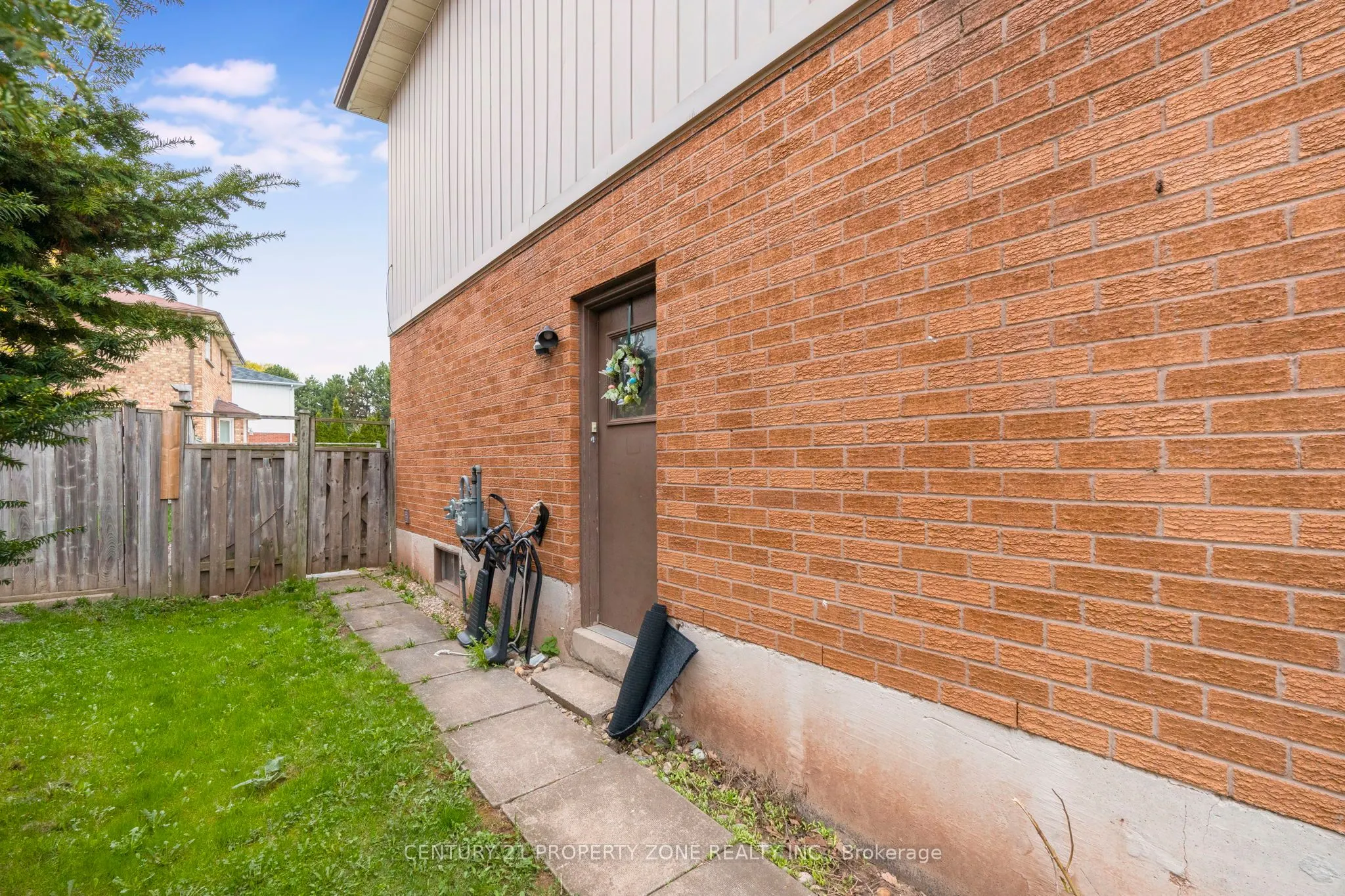1473 Elm Road