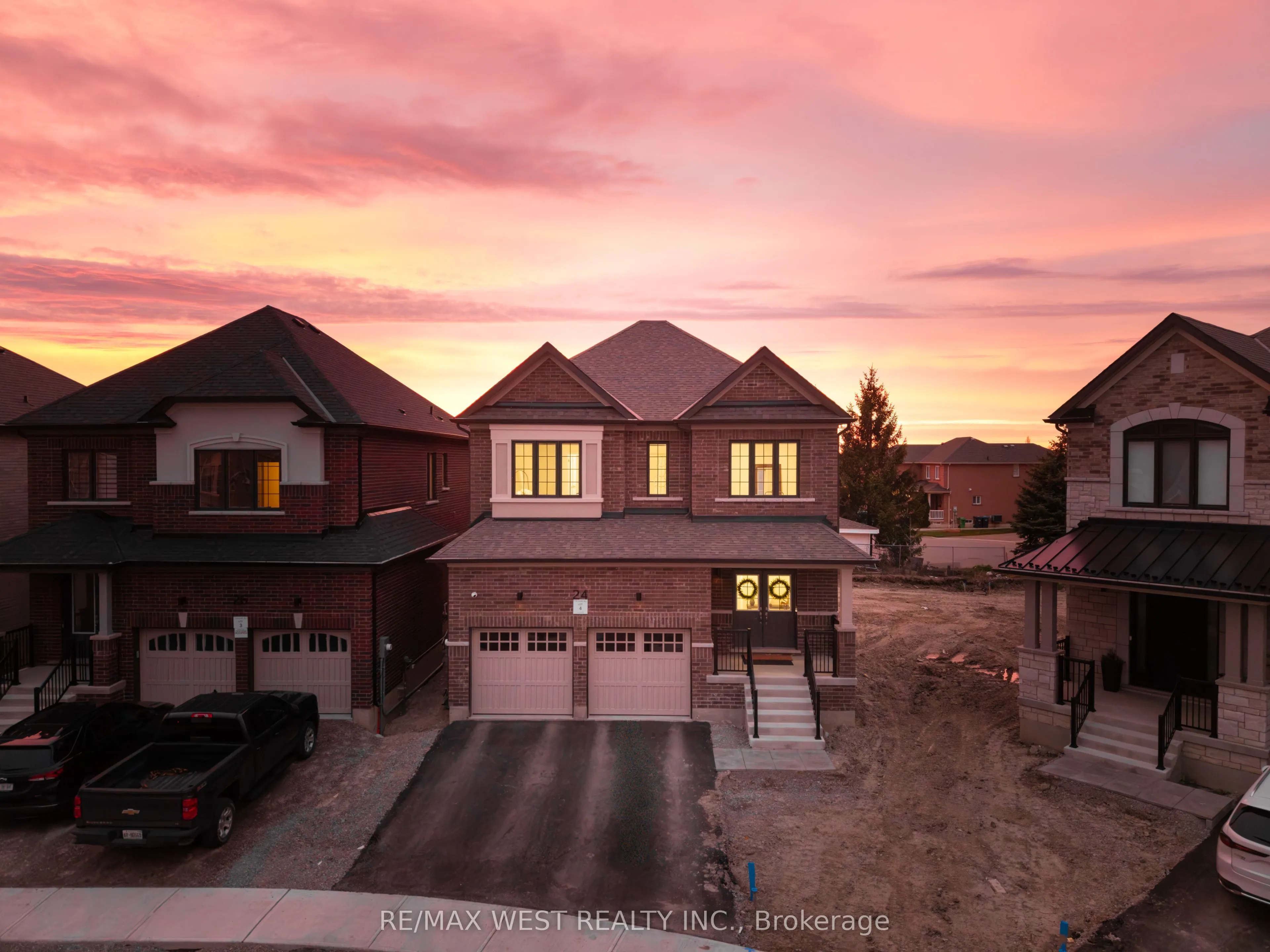 24 Hanton Crescent