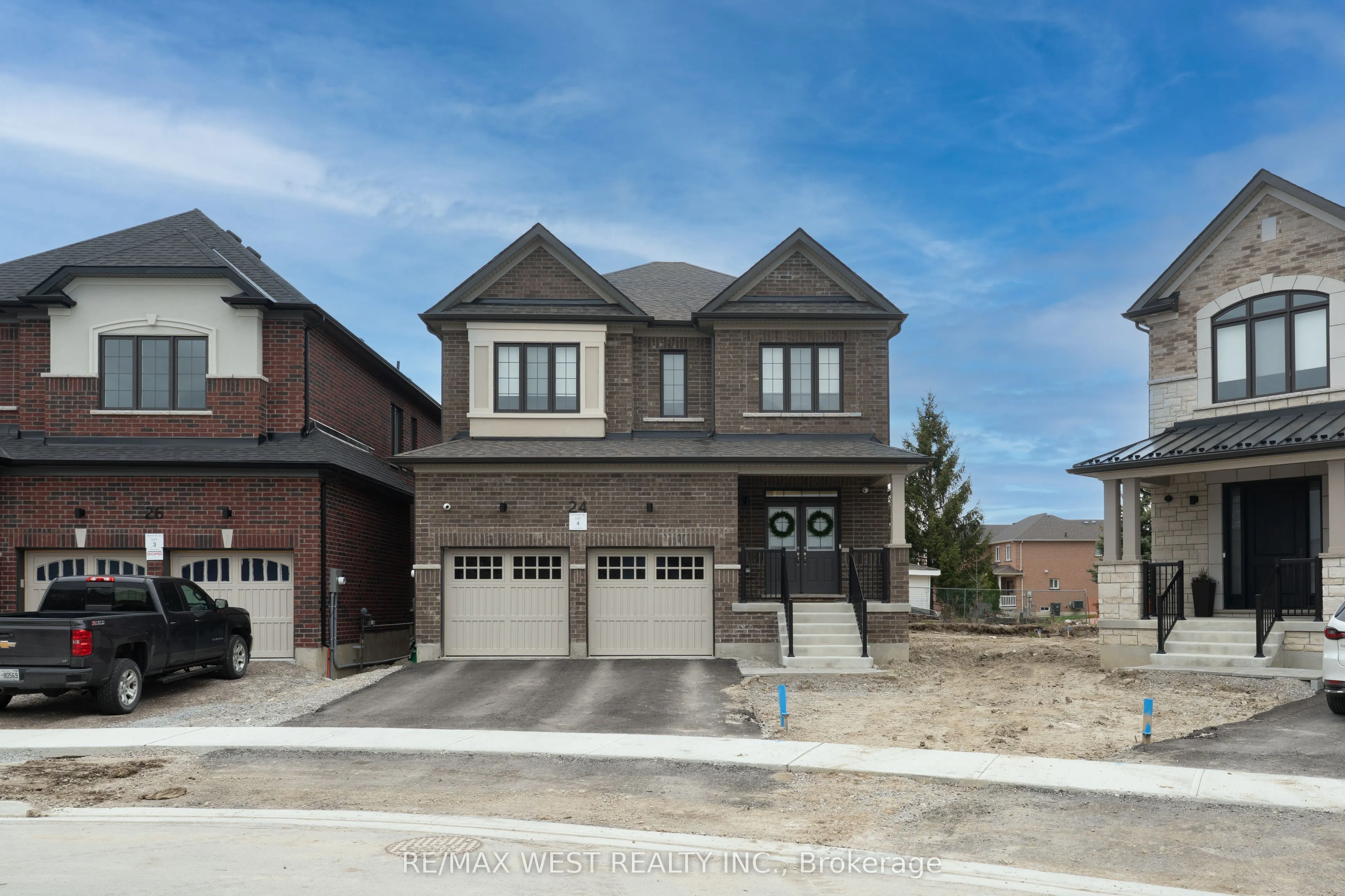 24 Hanton Crescent
