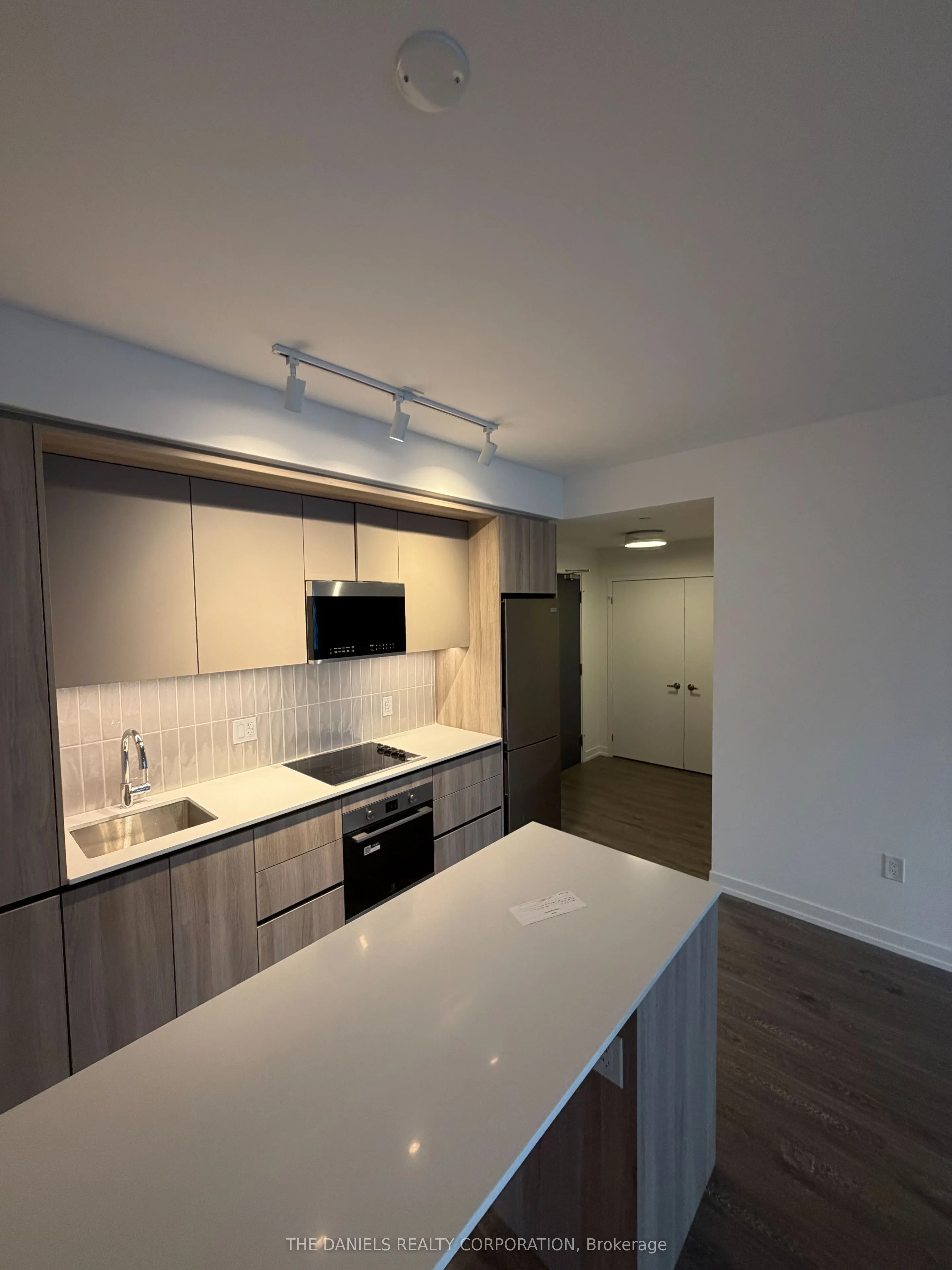 2485 Eglinton Avenue W #311