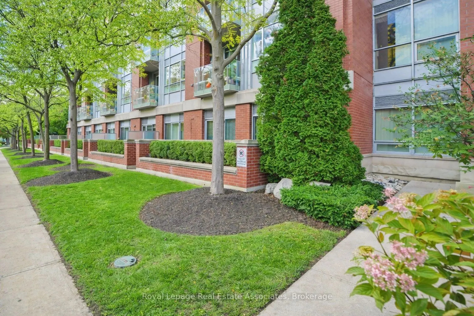 80 Port Street E #107