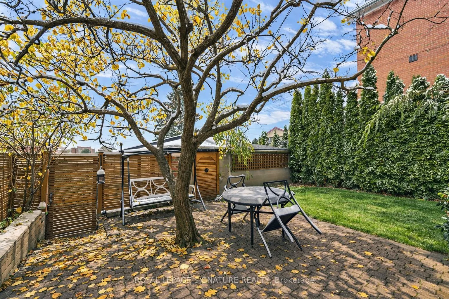 362 Silverthorn Avenue