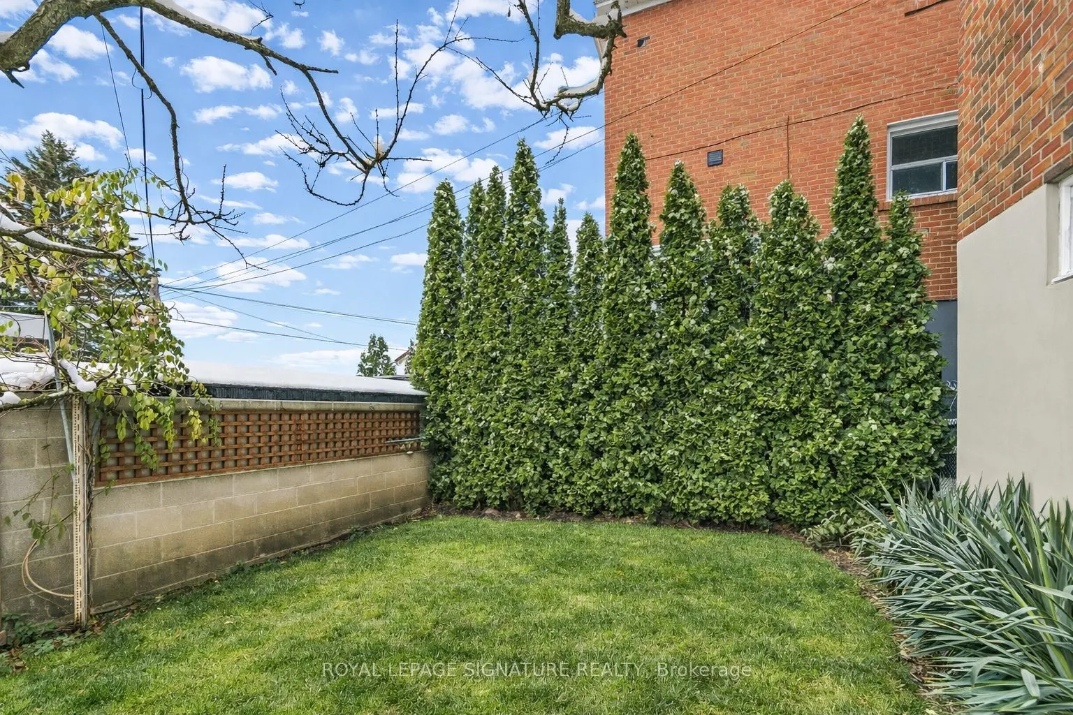 362 Silverthorn Avenue