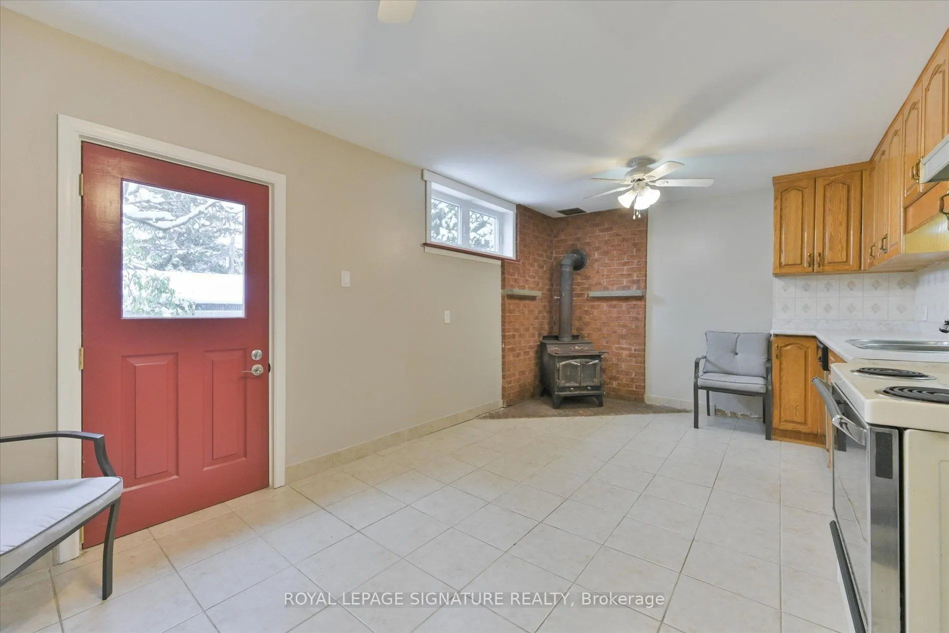 362 Silverthorn Avenue
