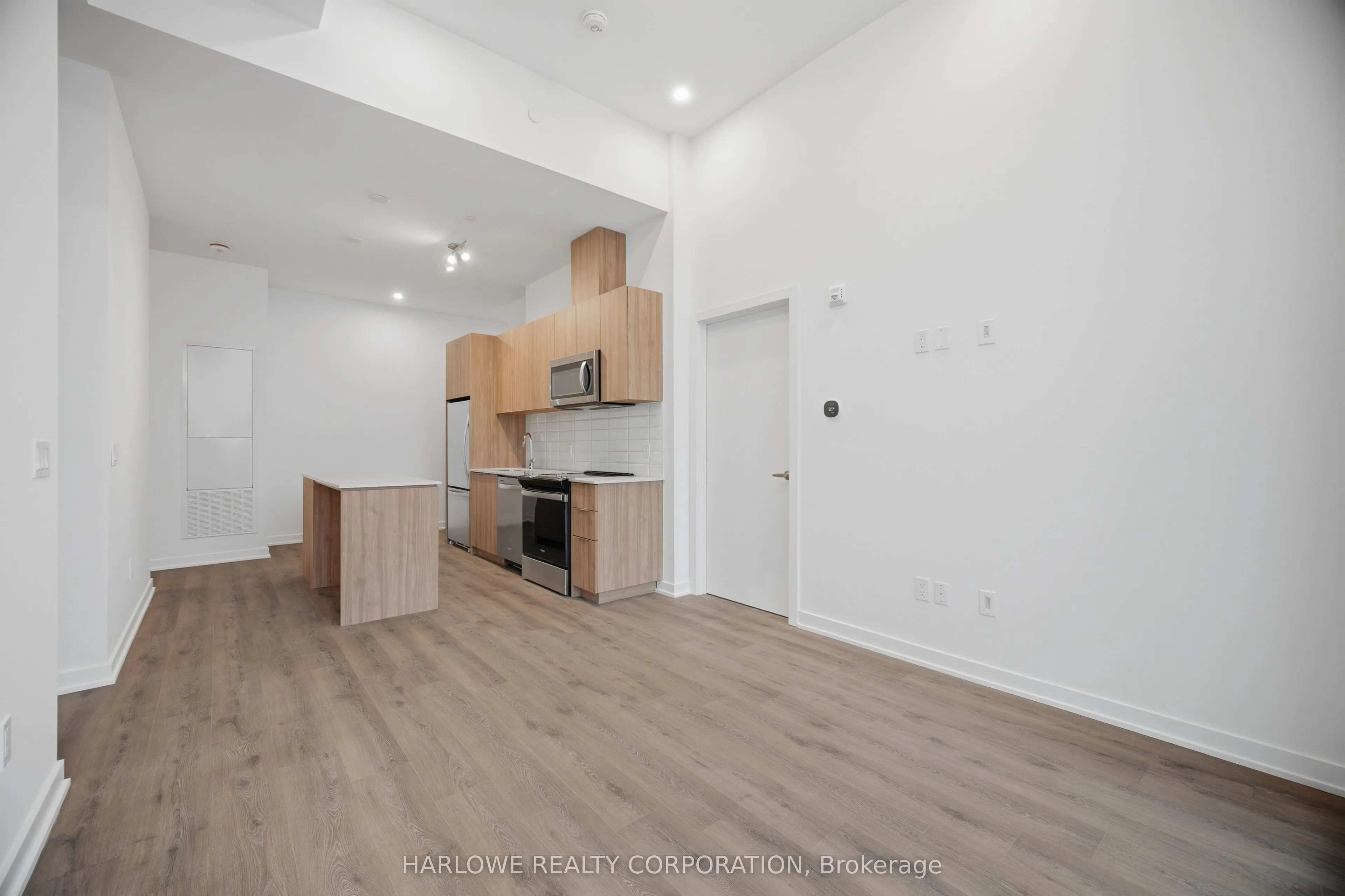 770 Whitlock Avenue #109