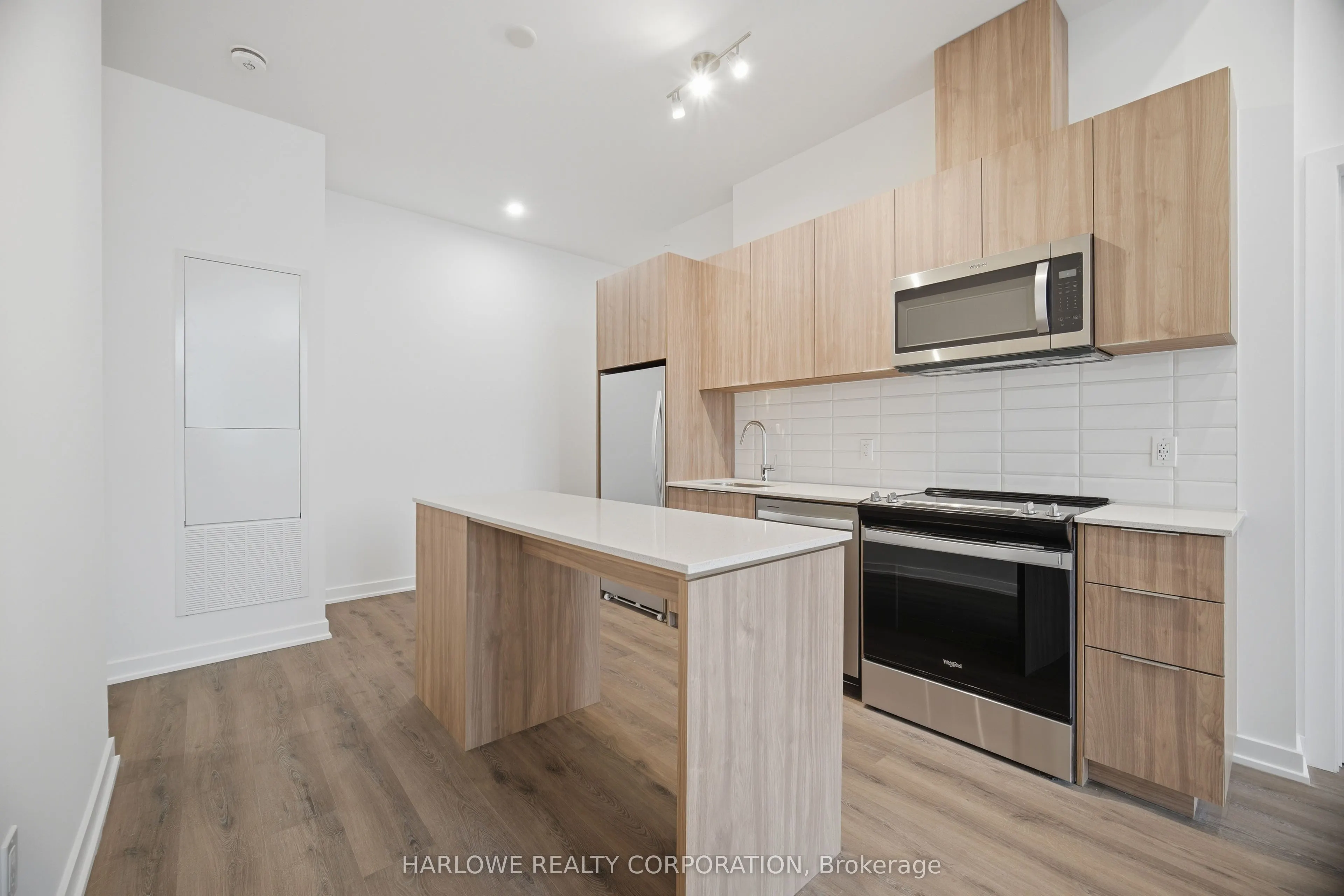 770 Whitlock Avenue #109