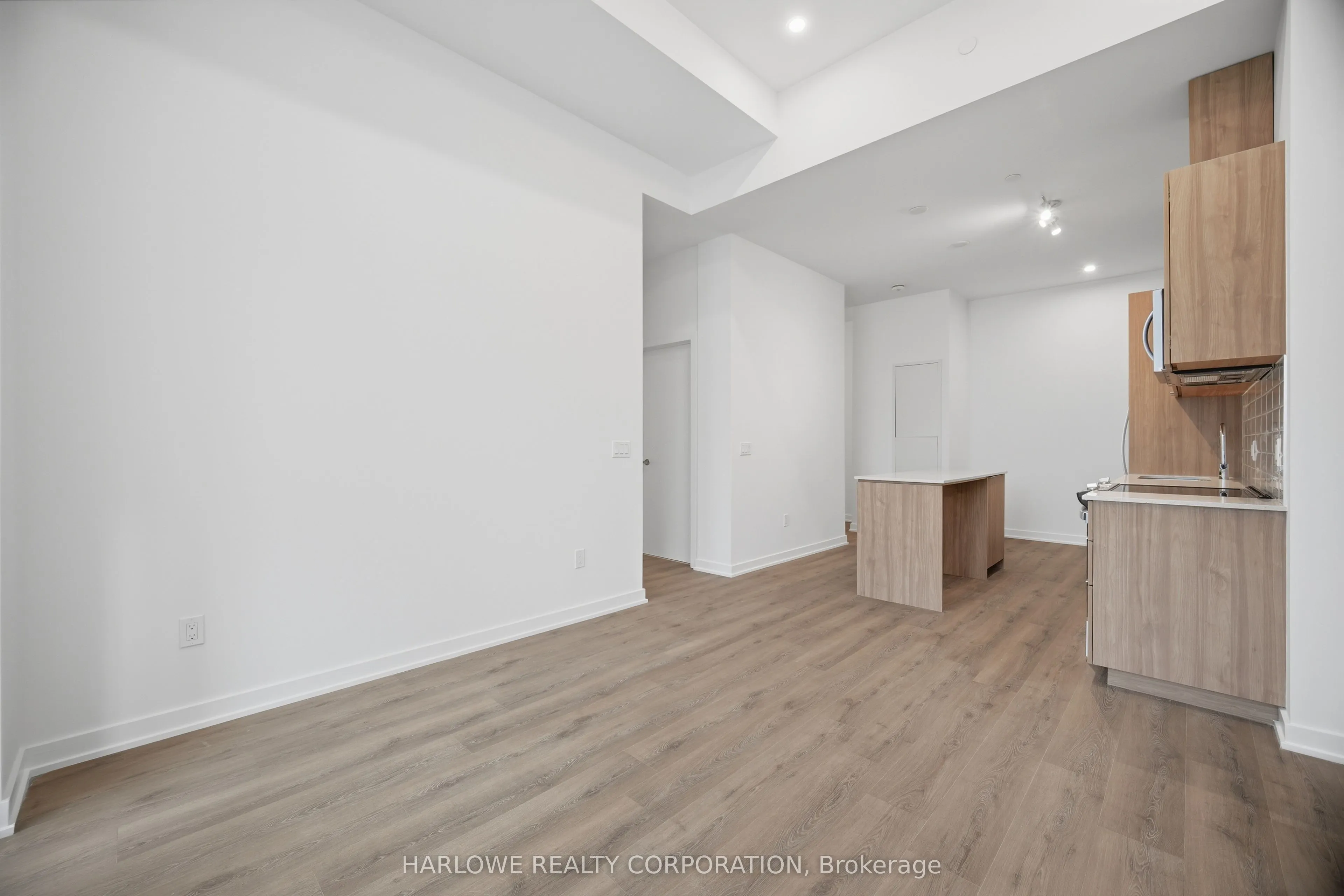 770 Whitlock Avenue #109