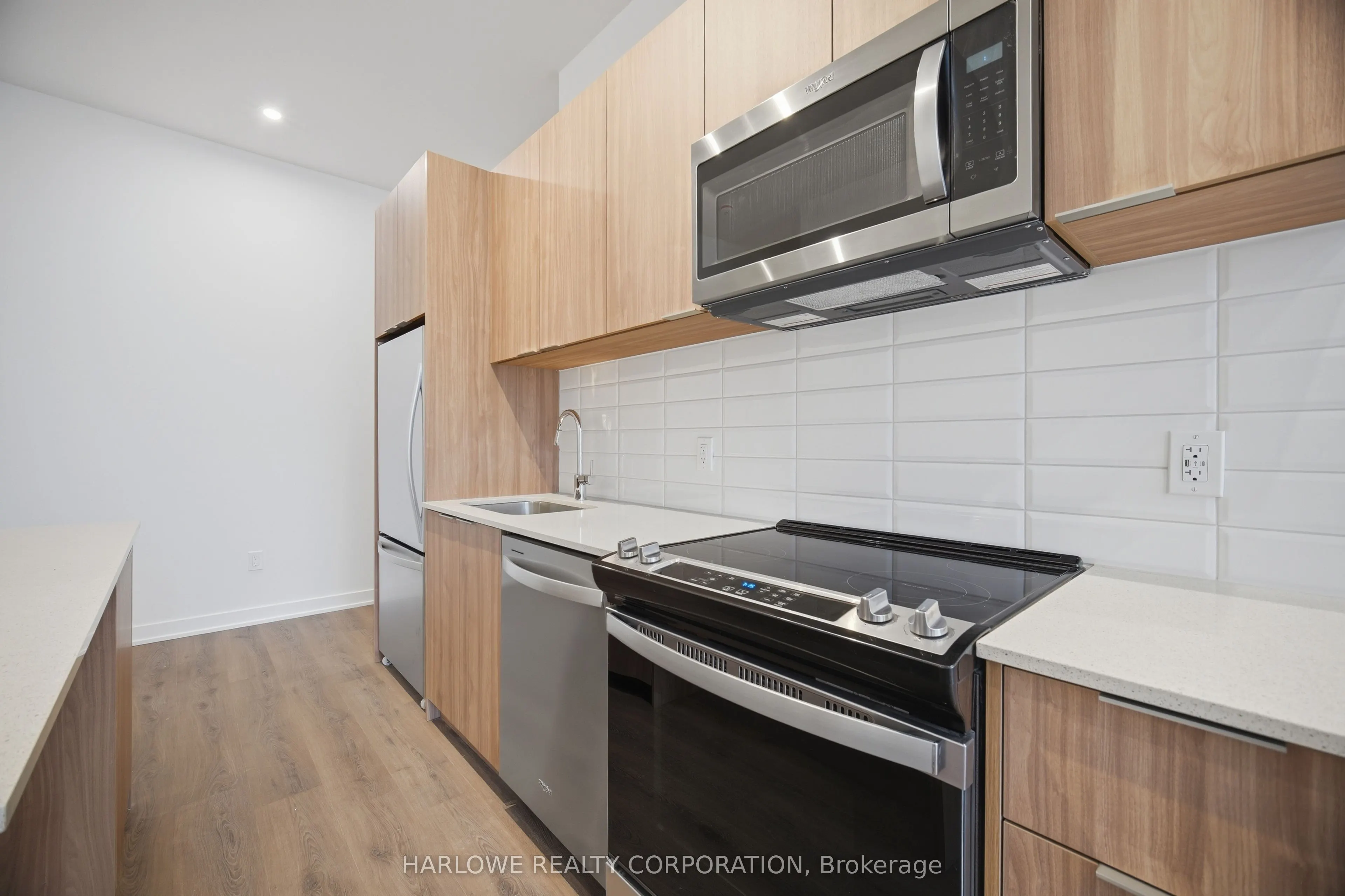770 Whitlock Avenue #109
