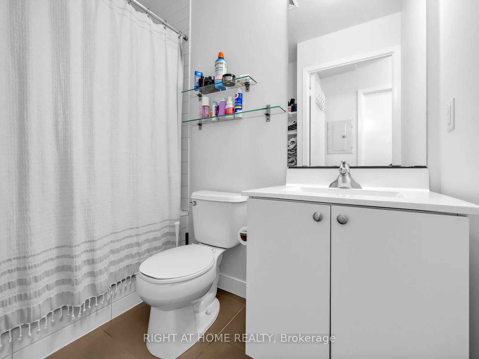 155 Legion Road N #208