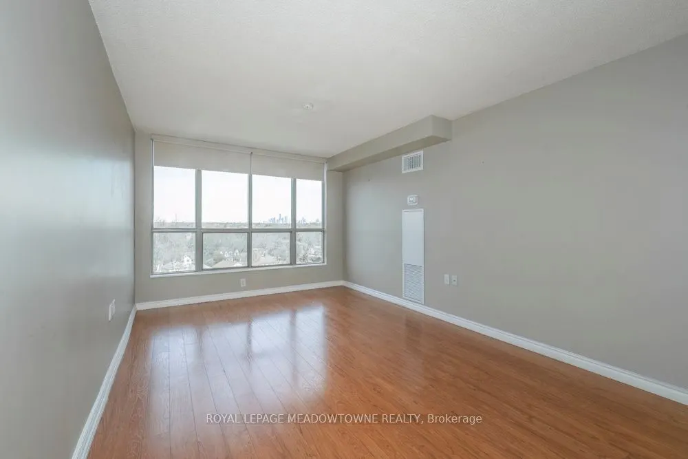 1110 Walden Circle #905