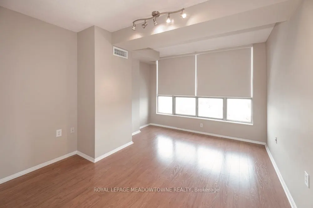 1110 Walden Circle #905