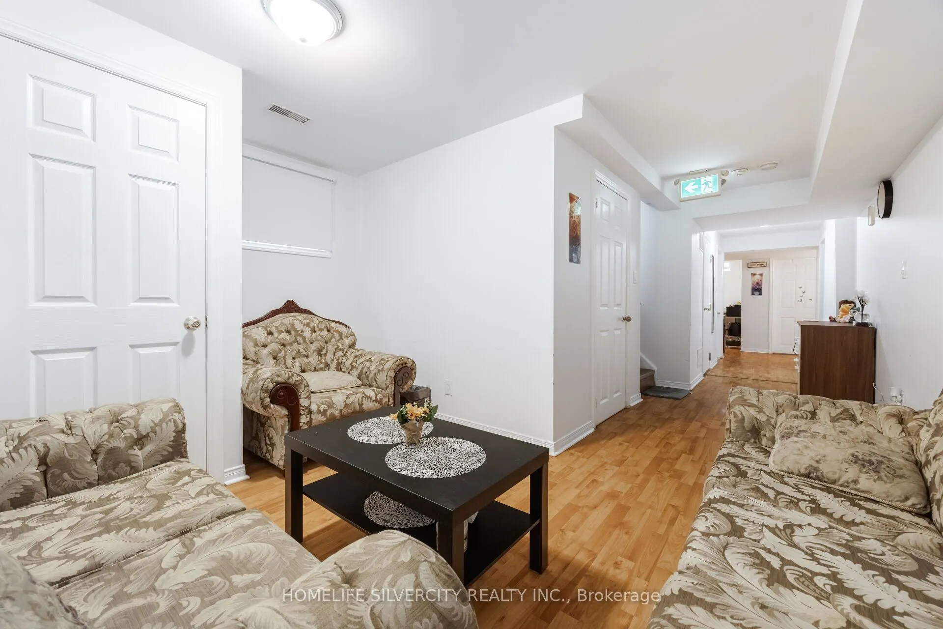 29 Beachpoint Boulevard
