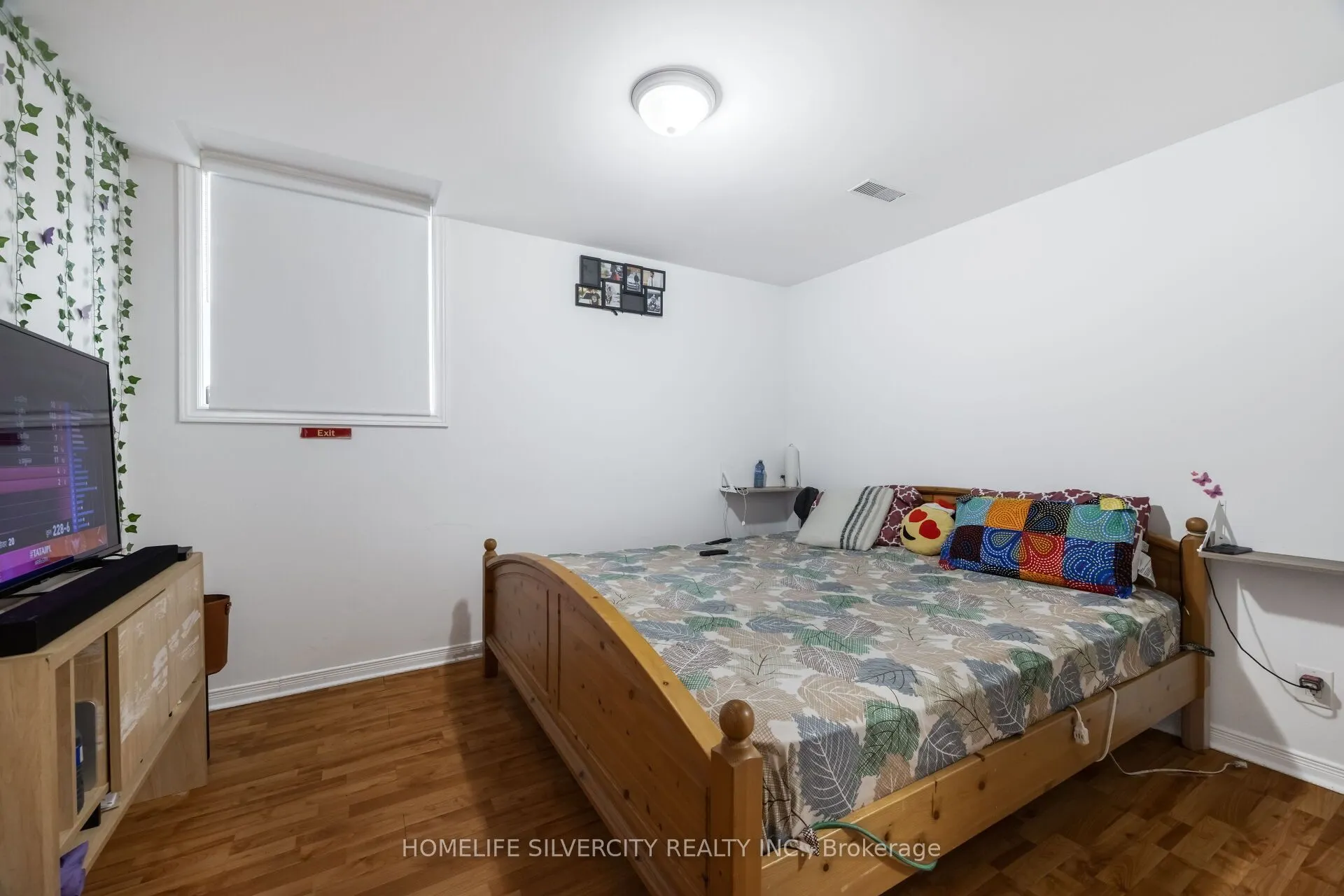 29 Beachpoint Boulevard