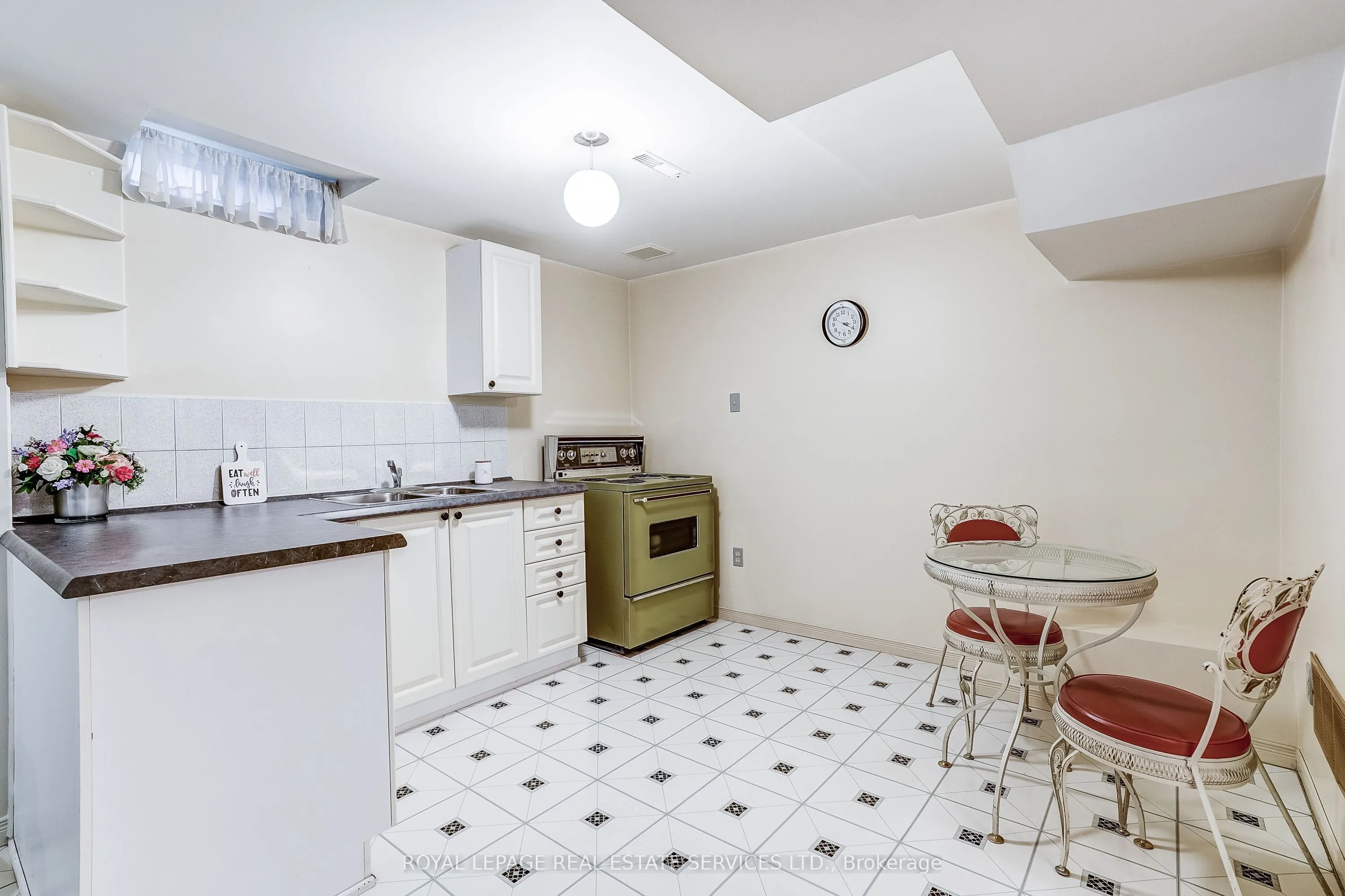 4217 Schneider Court
