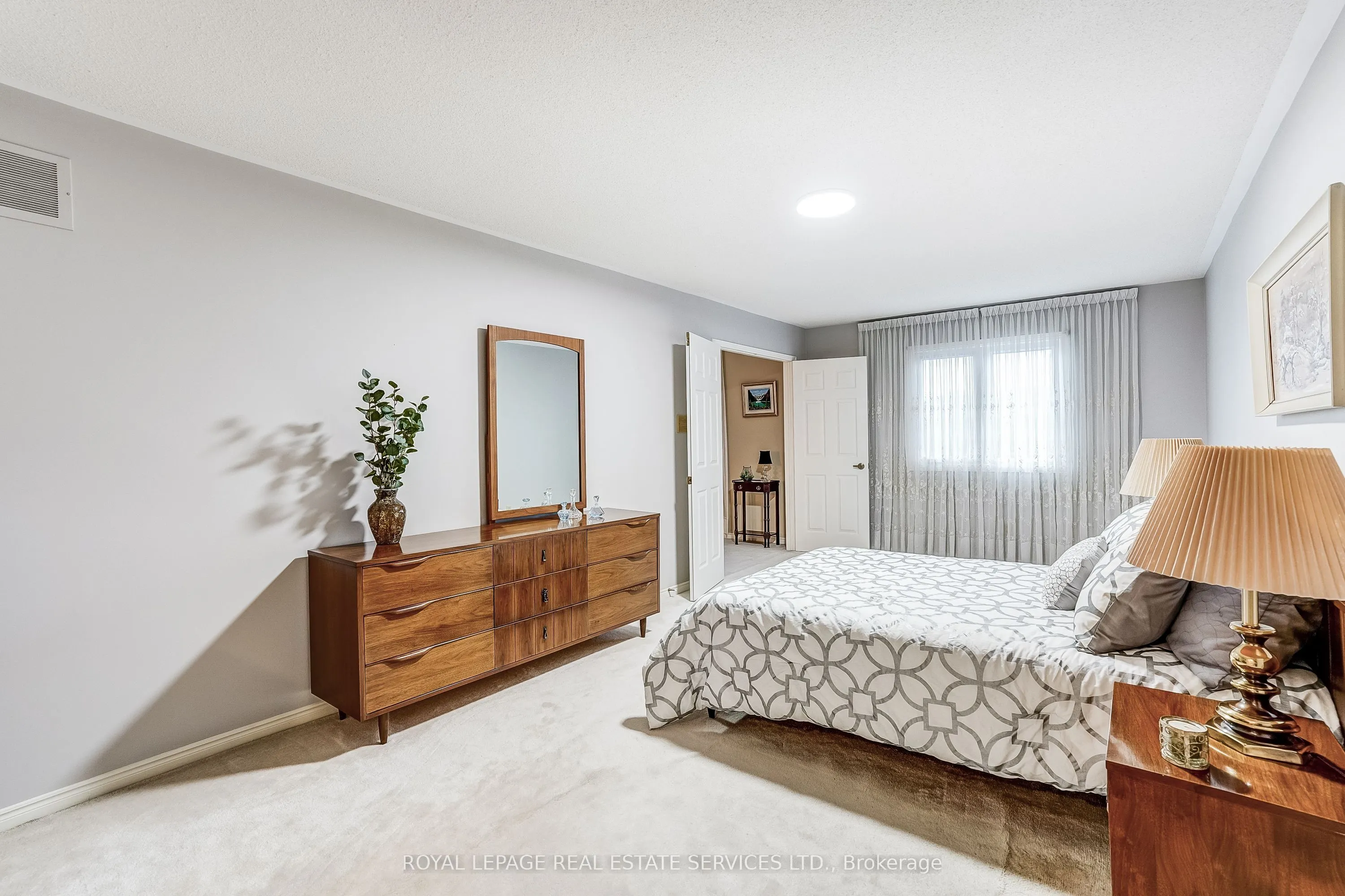 4217 Schneider Court