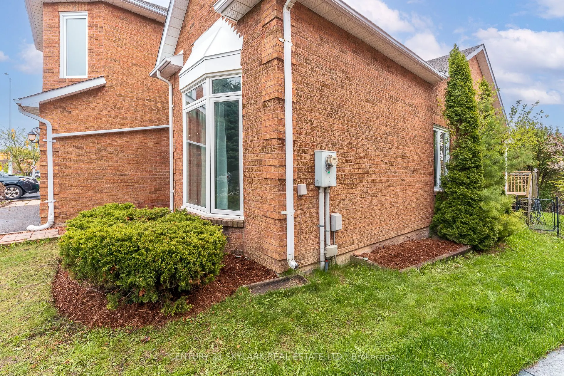 4 Leeward Drive