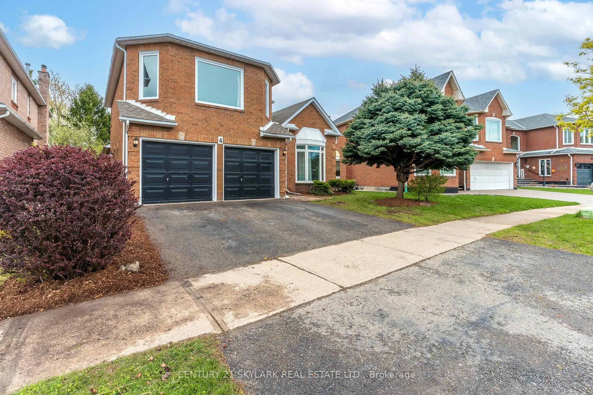 4 Leeward Drive
