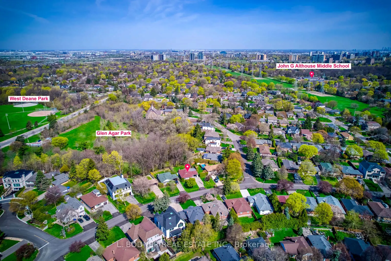 84 Ravenscrest Drive