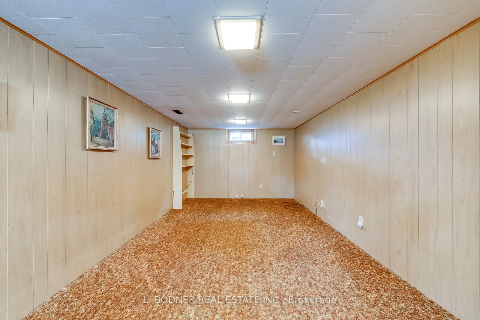 84 Ravenscrest Drive