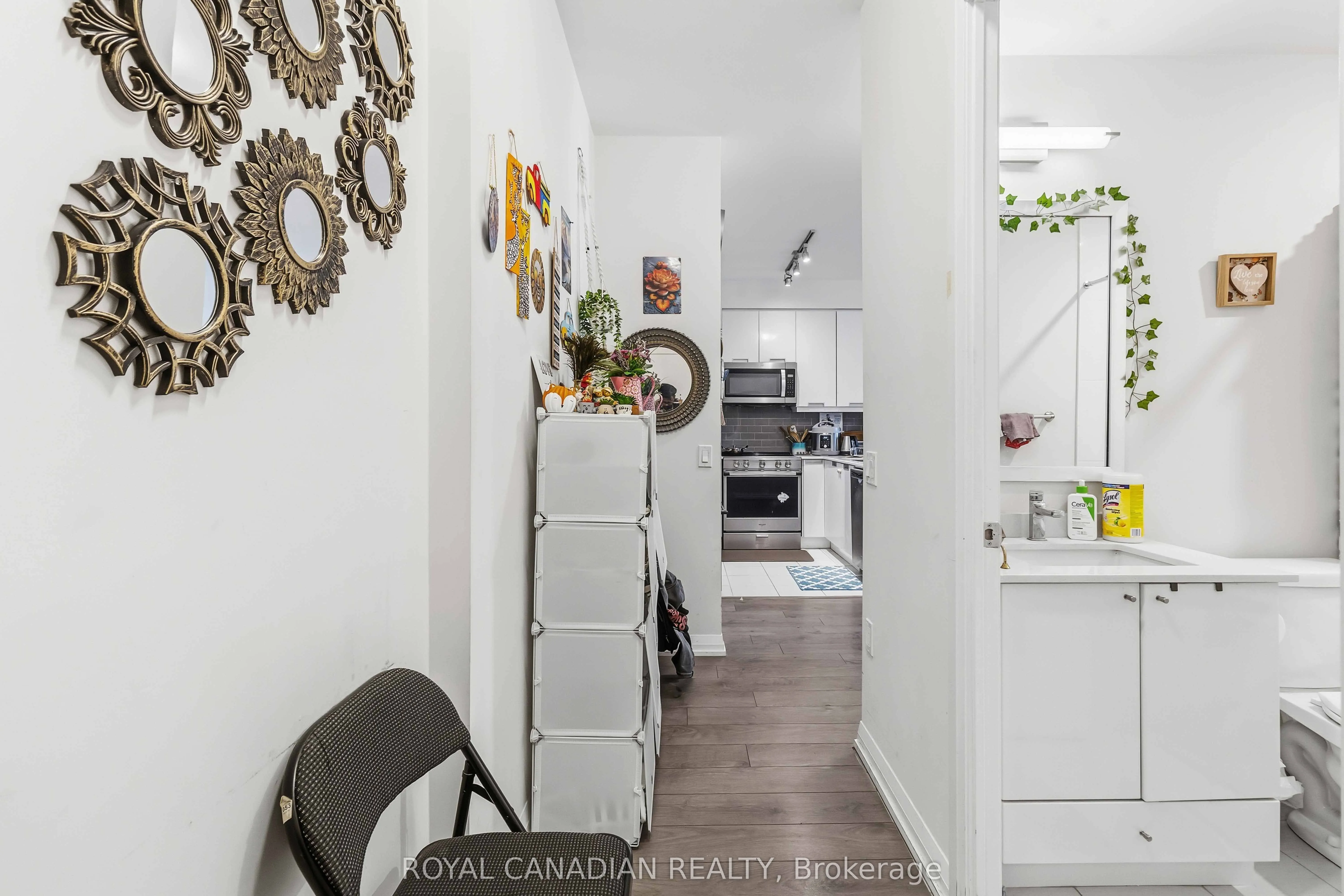 65 Watergarden Drive #1501