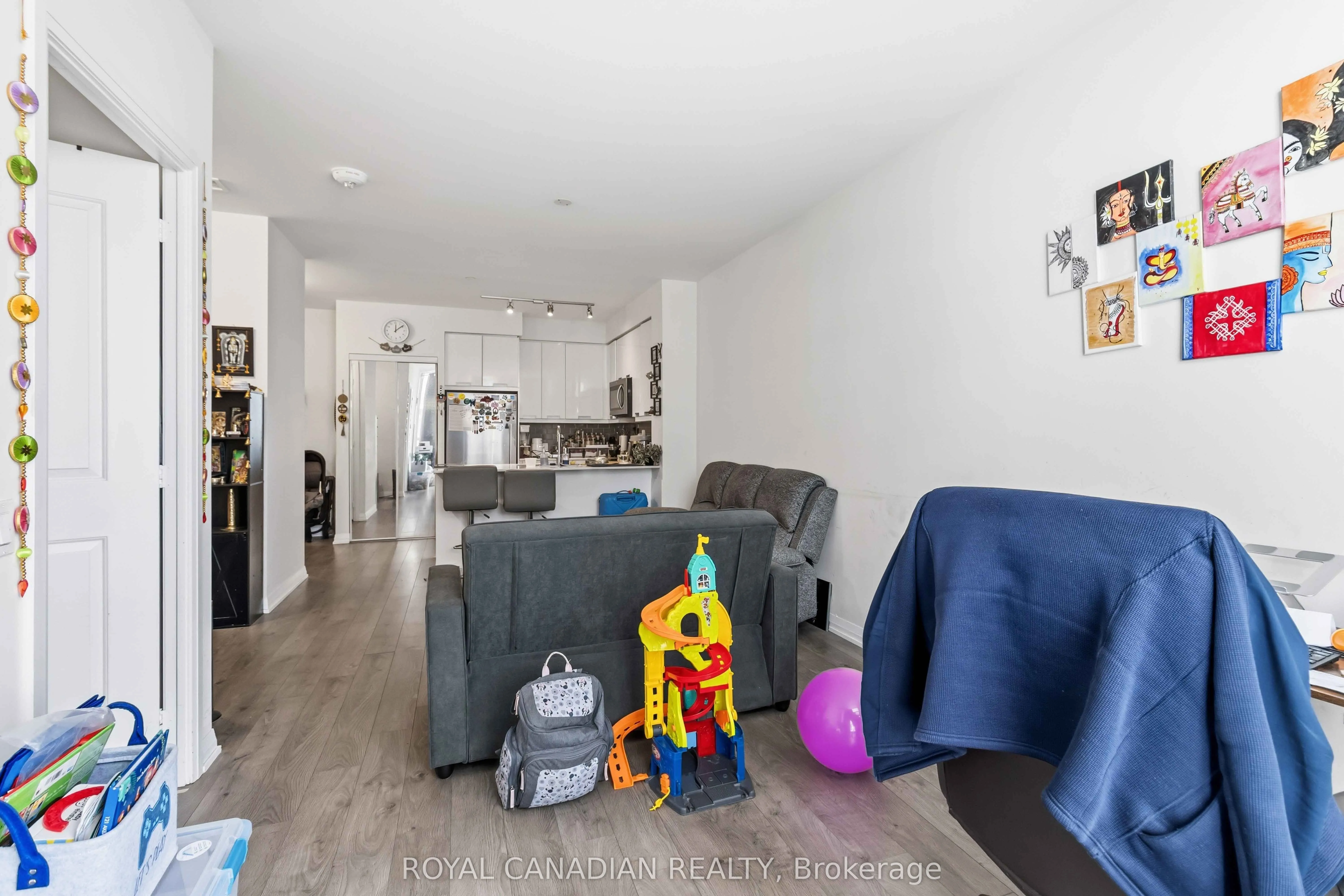 65 Watergarden Drive #1501