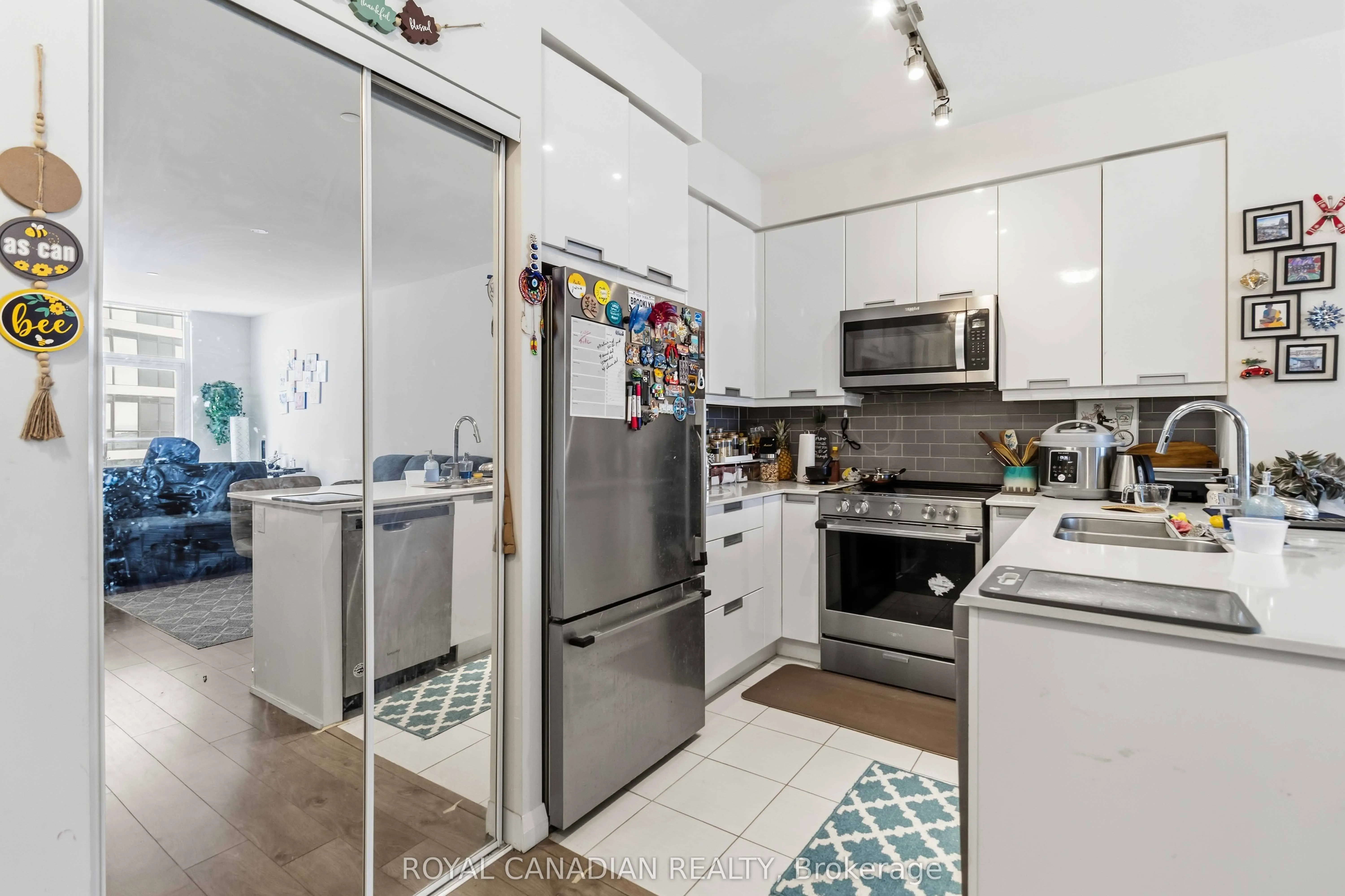 65 Watergarden Drive #1501
