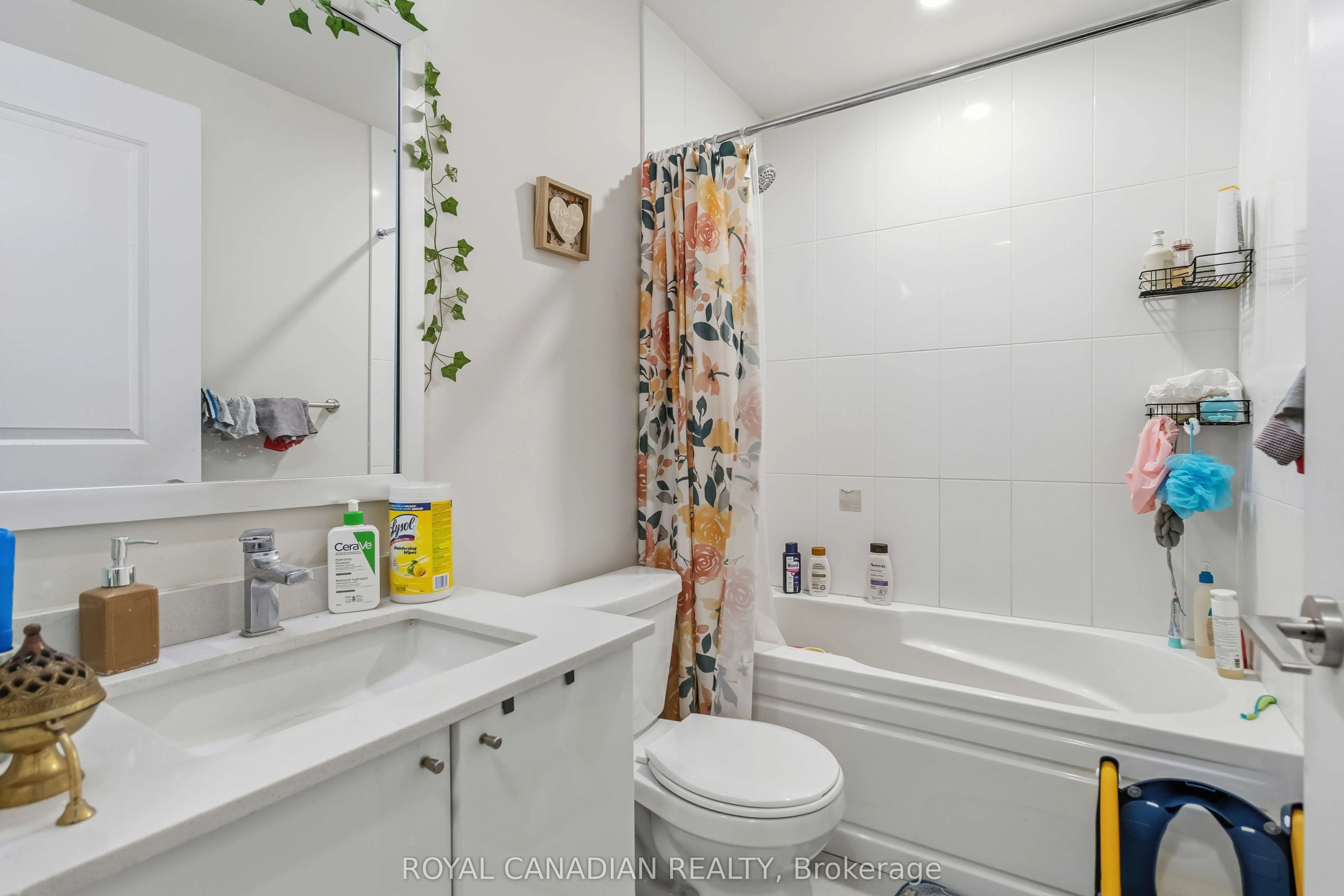 65 Watergarden Drive #1501